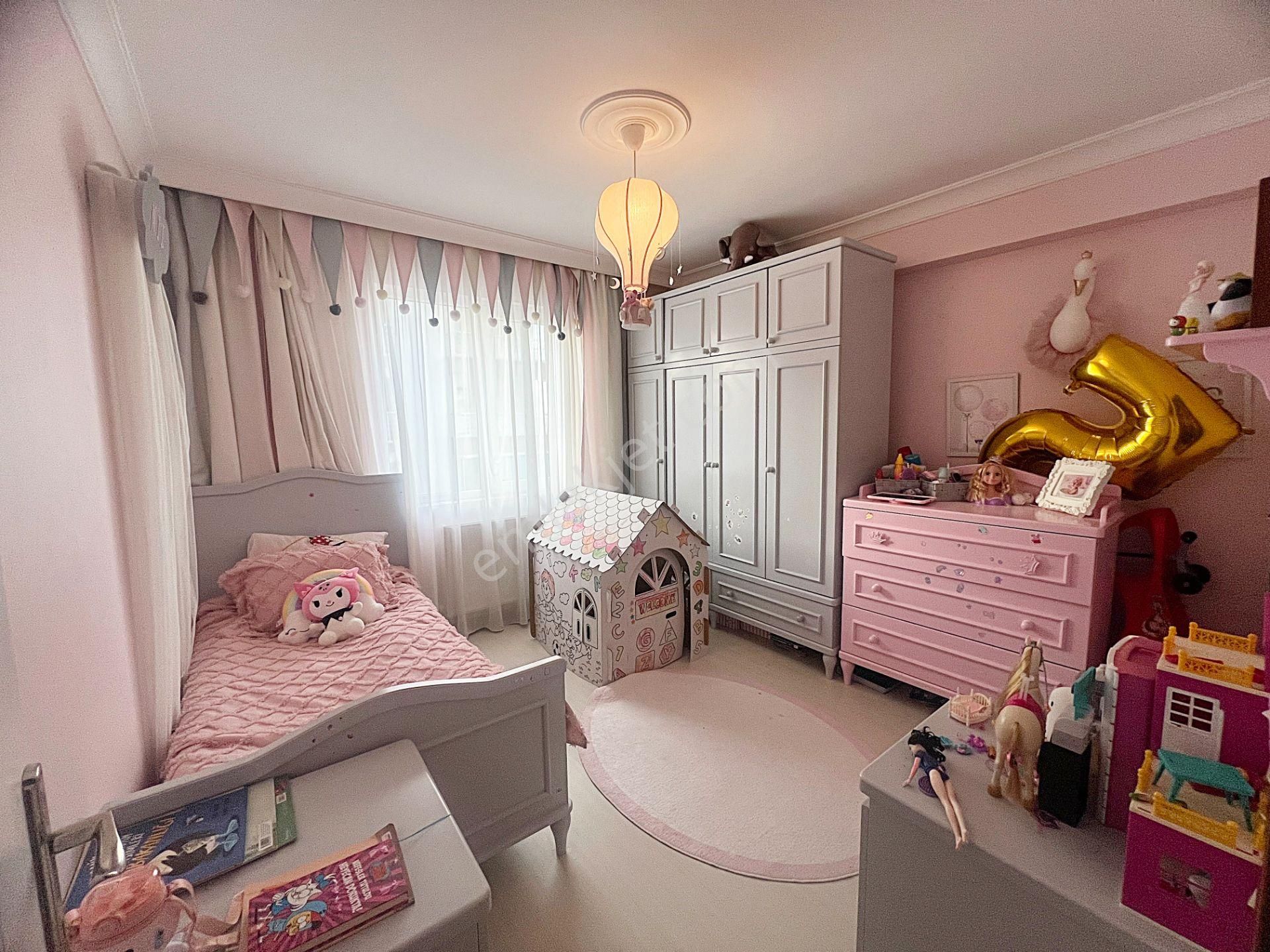 Avcılarda Çarşamba Pazarı Yanı Kök Tapu Ful Yapılı İskanlı 9.kat - Görsel 11