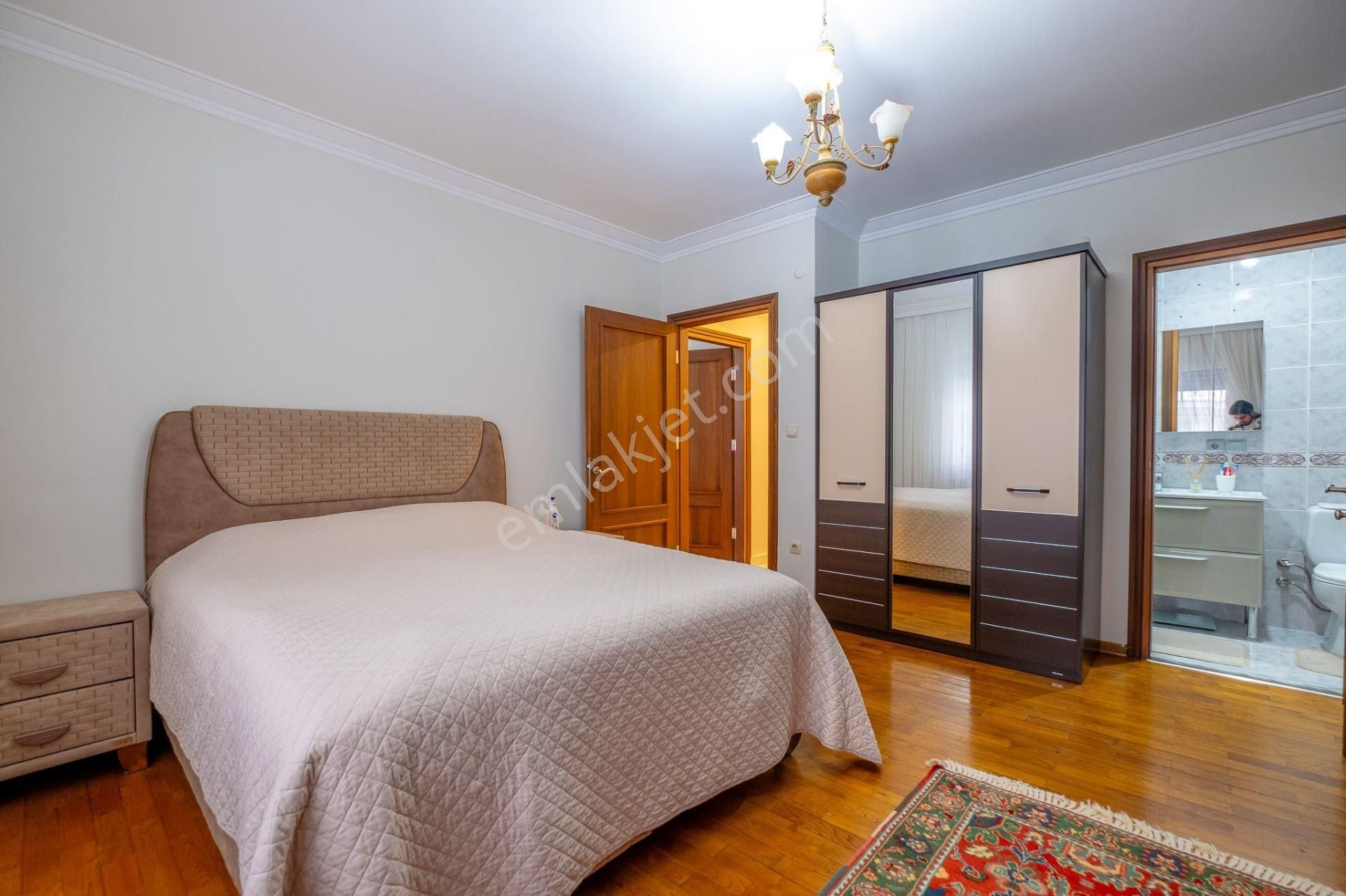 Florya Adakale Blg. Teraslı 4+1 220m2 Bakımlı Satılık Daire - Görsel 22