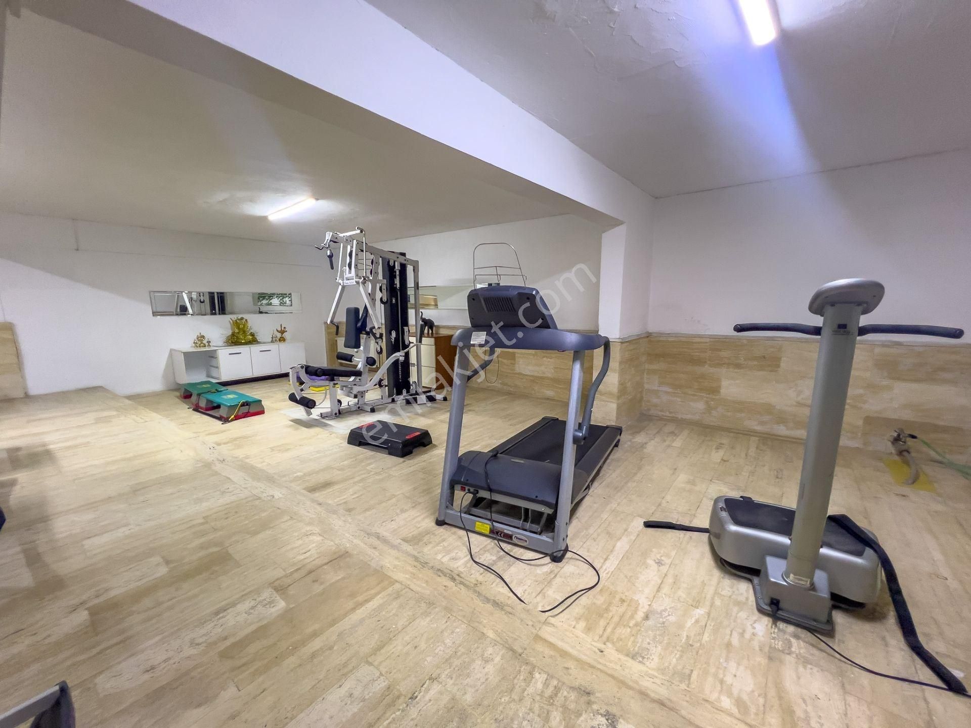 Florya Adakale Blg. Teraslı 4+1 220m2 Bakımlı Satılık Daire - Görsel 29