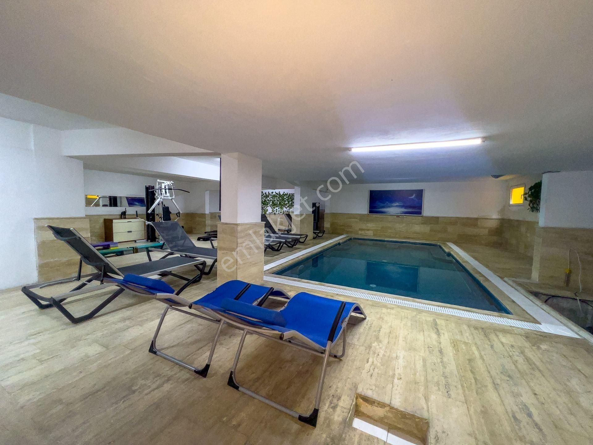 Florya Adakale Blg. Teraslı 4+1 220m2 Bakımlı Satılık Daire - Görsel 33