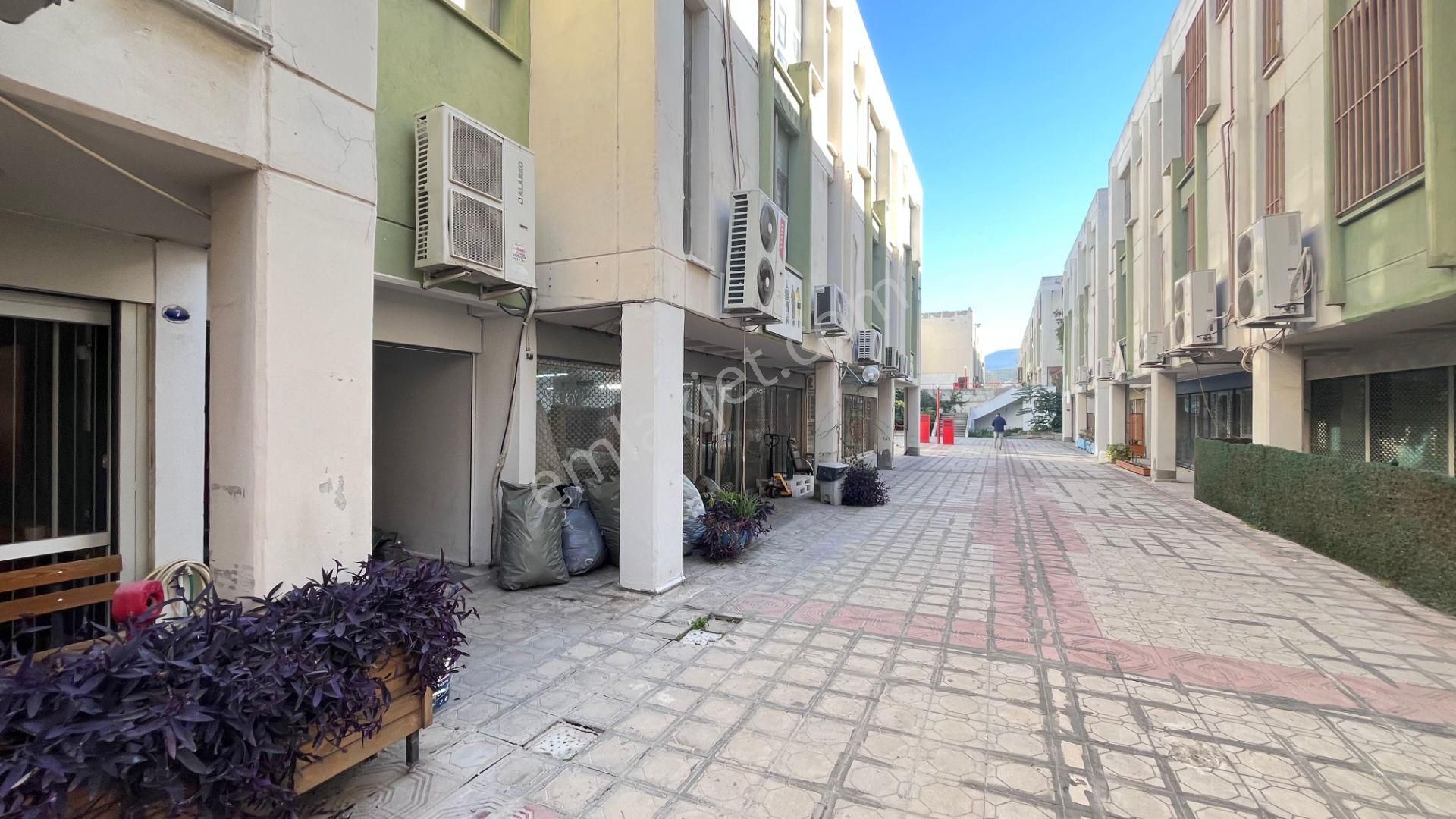 Mtk Sitesinde Satılık Cadde Üstü Prestijli 800 M2lik Komple Bina - Görsel 23