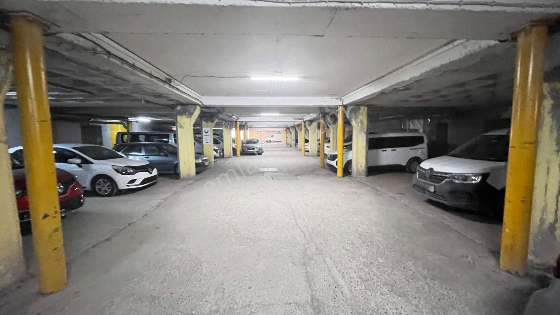 Mtk Sitesinde Satılık Cadde Üstü Prestijli 800 M2lik Komple Bina - Görsel 27