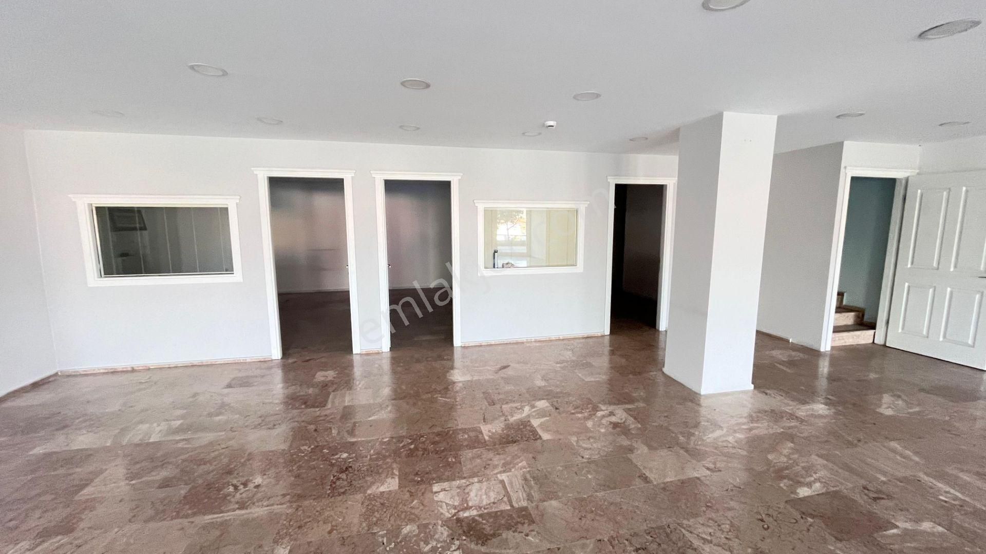 Mtk Sitesinde Satılık Cadde Üstü Prestijli 800 M2lik Komple Bina - Görsel 14