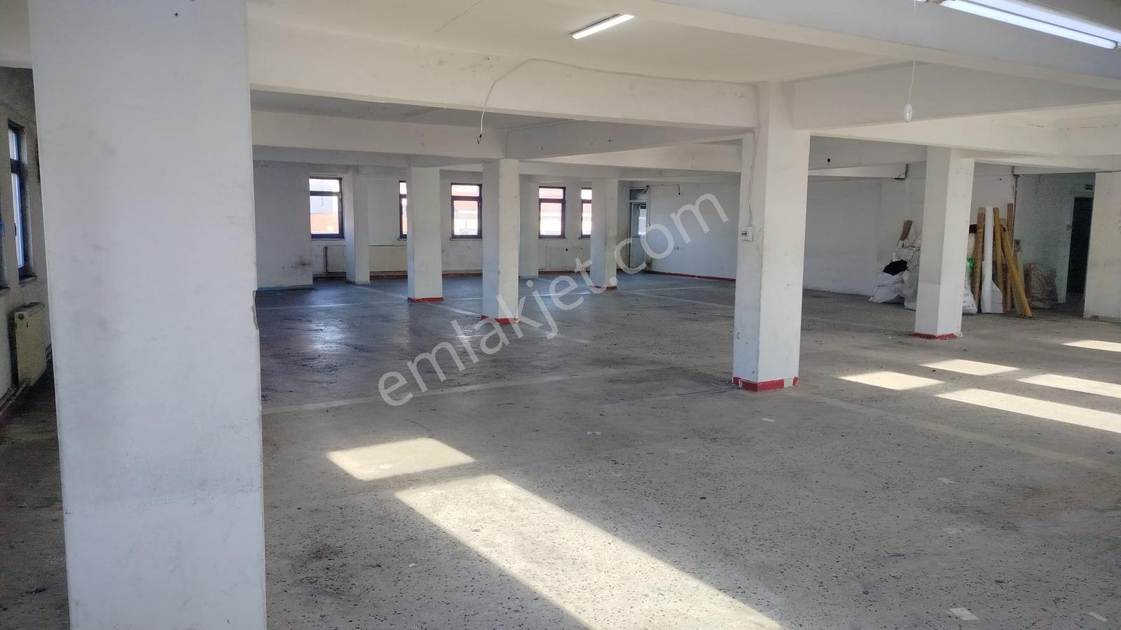 Bağcılar Hürriyet Mah 450 M2 İmalata Uygun İş Yeri - Görsel 14