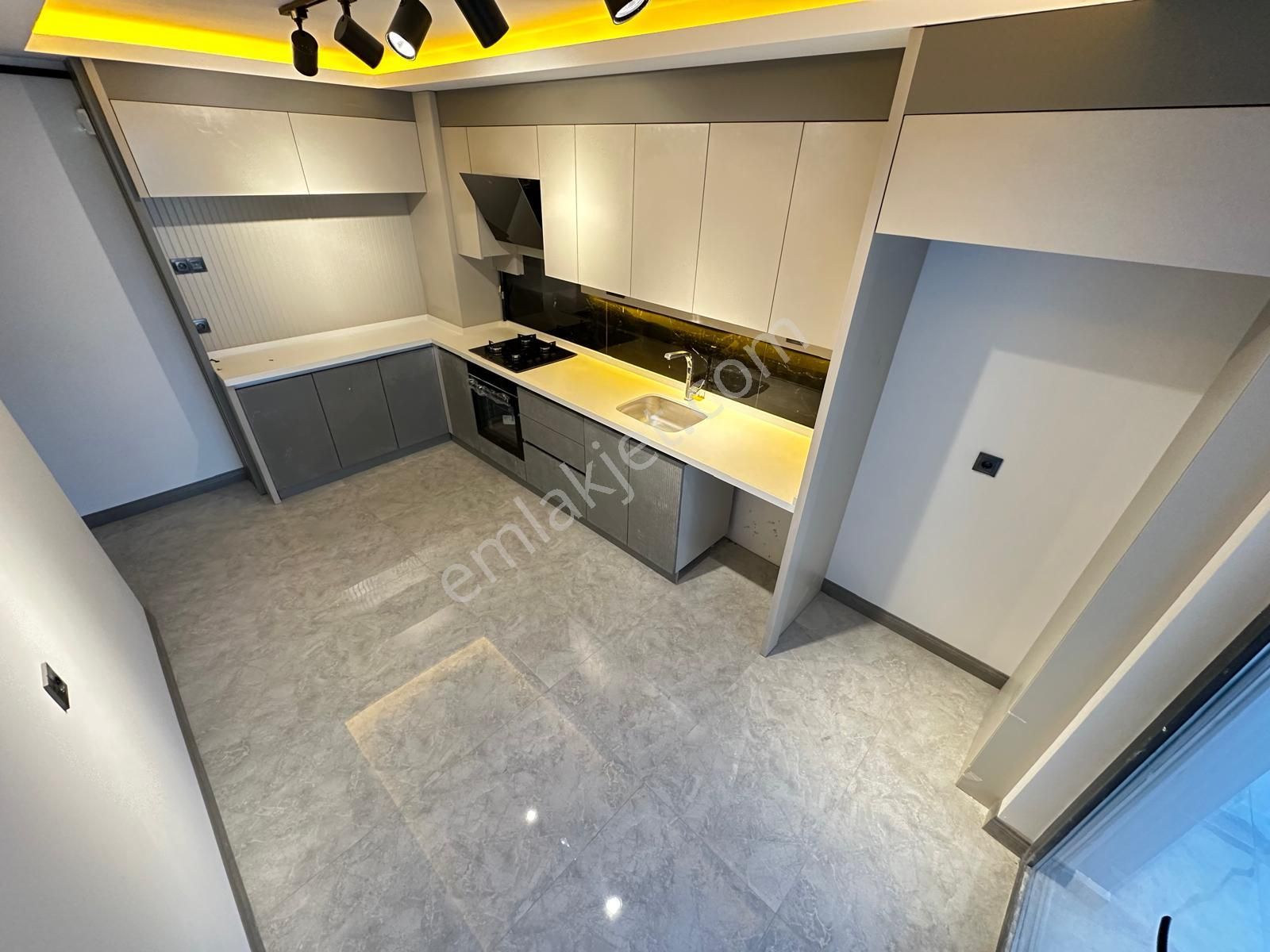 Mustafa Kemal'de 3+1 Yerden Isıtmalı Lüx Yapılı Satılık Daireler - Görsel 2