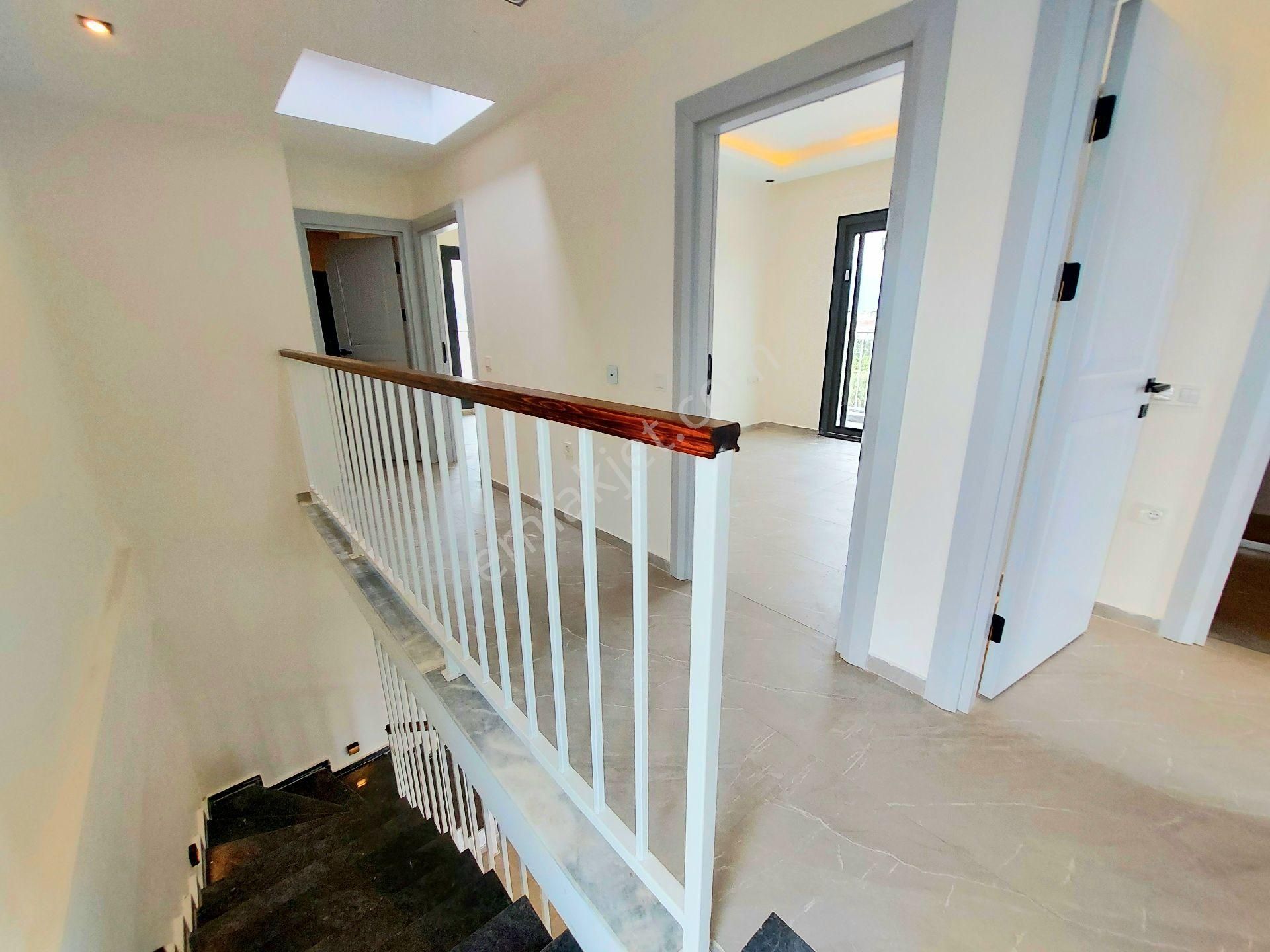 Davutlarda Özel Havuzlu Tek Müstakil 4+1 Sıfır Villa - Görsel 21