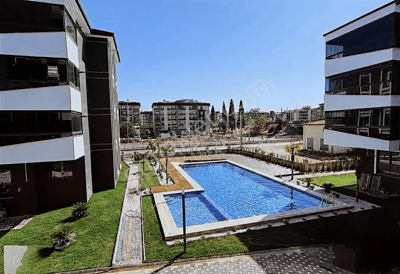 İlhan Rodoplu'dan Havuzlu Sitede Kiralık Daire - Görsel 23