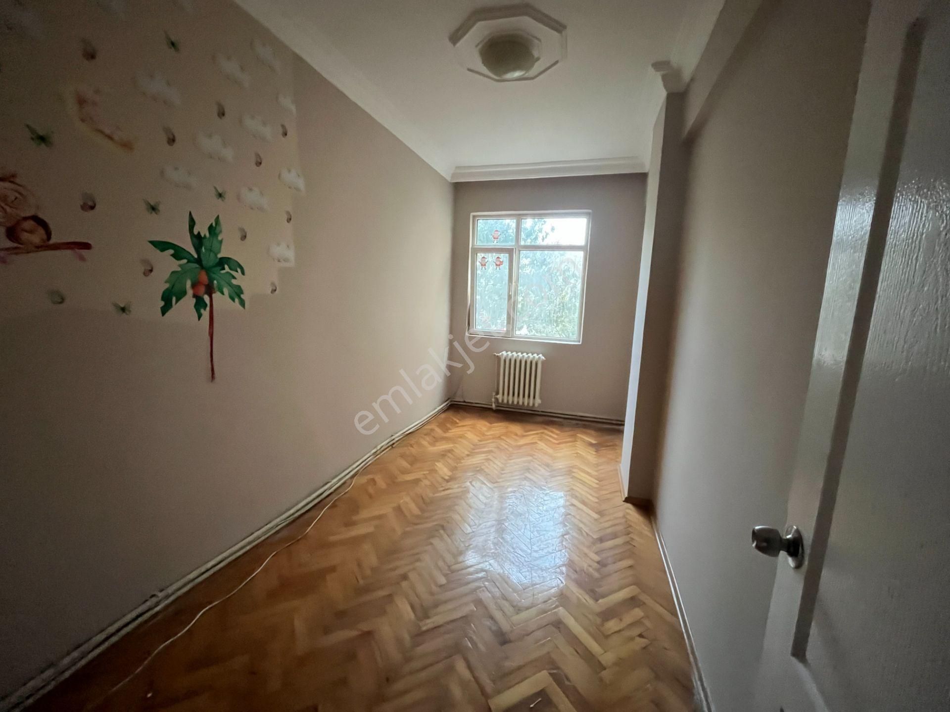 Büyükçekmece Fatih Mah İçi Yapılı Temiz Merkezi Geniş 3+1 Kiralık Daire - Görsel 27