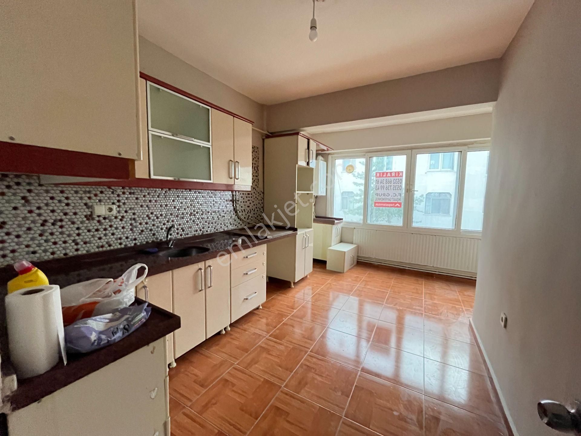 Büyükçekmece Fatih Mah İçi Yapılı Temiz Merkezi Geniş 3+1 Kiralık Daire - Görsel 21