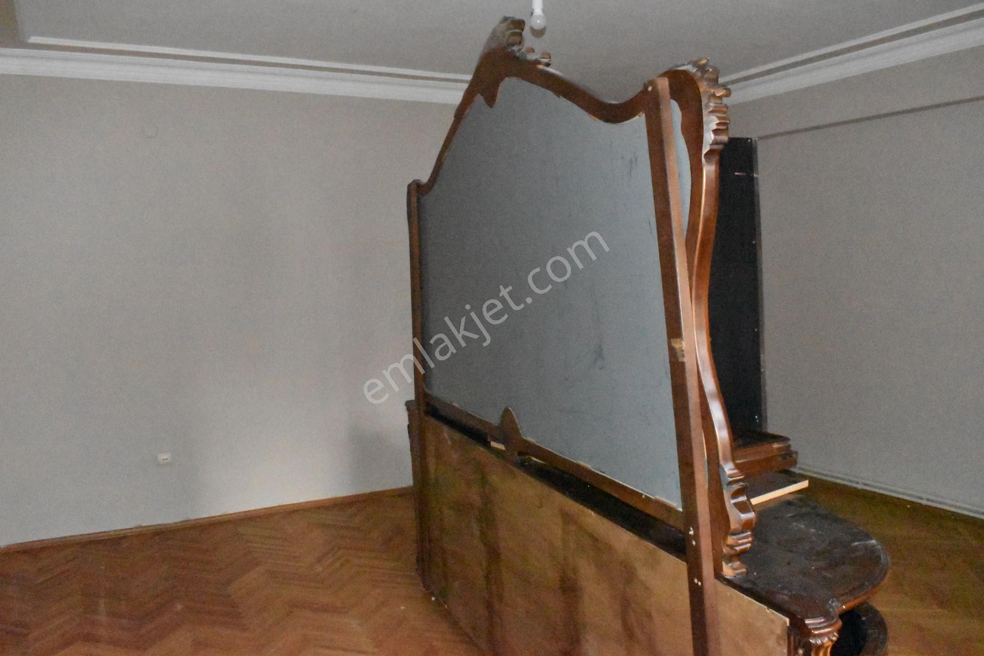 Büyükçekmece Fatih Mah İçi Yapılı Temiz Merkezi Geniş 3+1 Kiralık Daire - Görsel 3