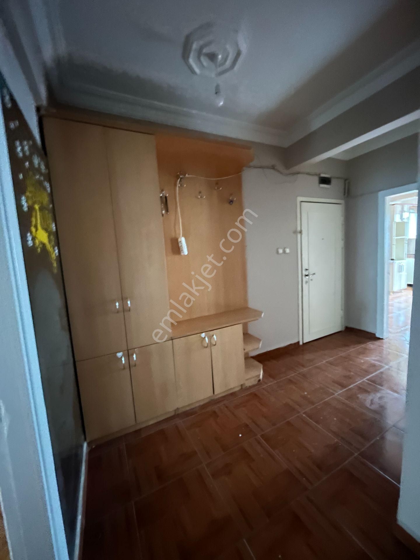 Büyükçekmece Fatih Mah İçi Yapılı Temiz Merkezi Geniş 3+1 Kiralık Daire - Görsel 32