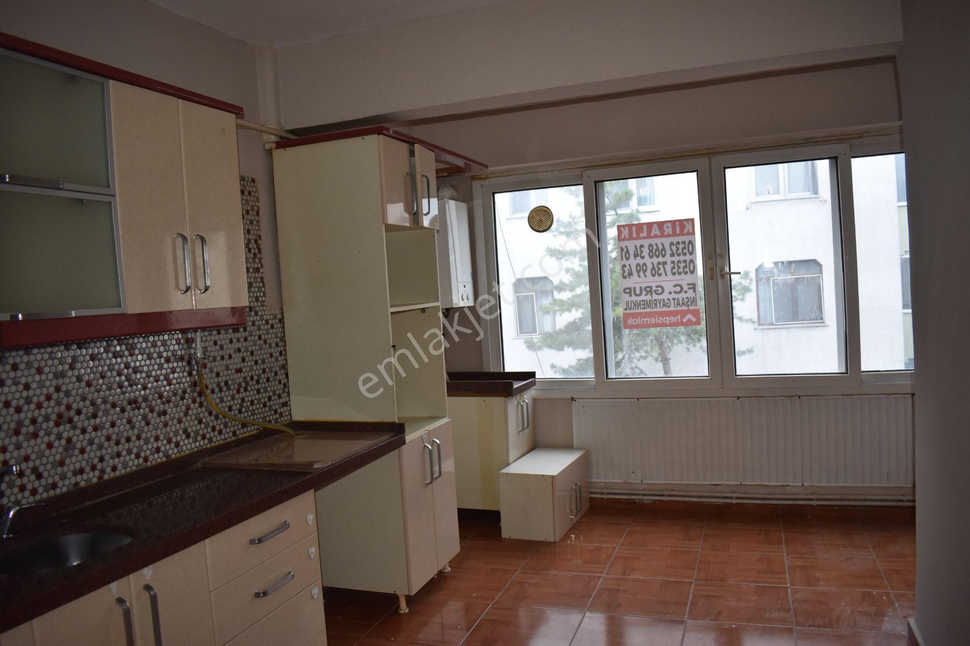Büyükçekmece Fatih Mah İçi Yapılı Temiz Merkezi Geniş 3+1 Kiralık Daire - Görsel 7