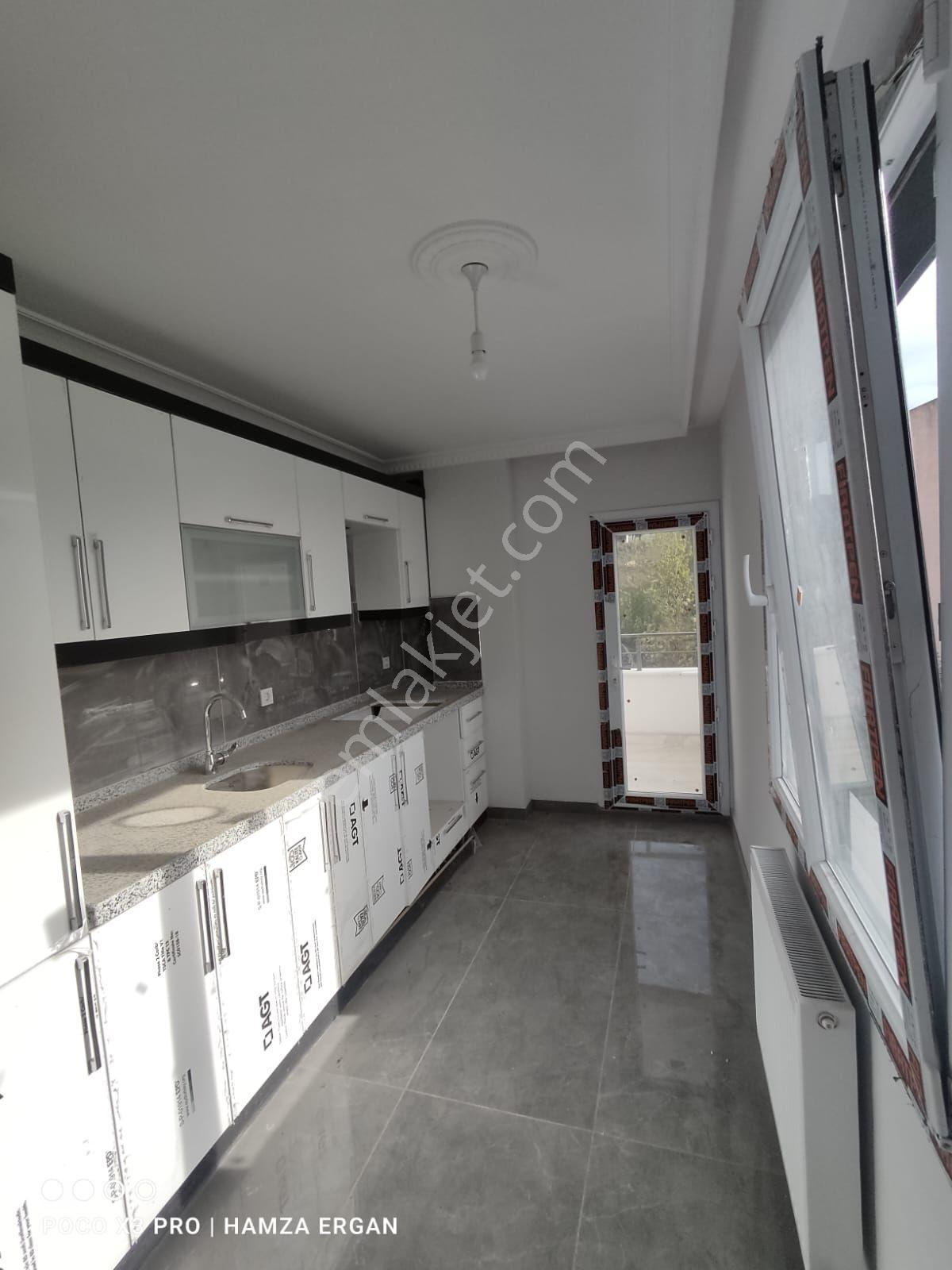 1.69 Krediyle Arnavutköy Taşoluk'ta Satılık 4+2 Çatı Kat Dubleks Daire - Görsel 4