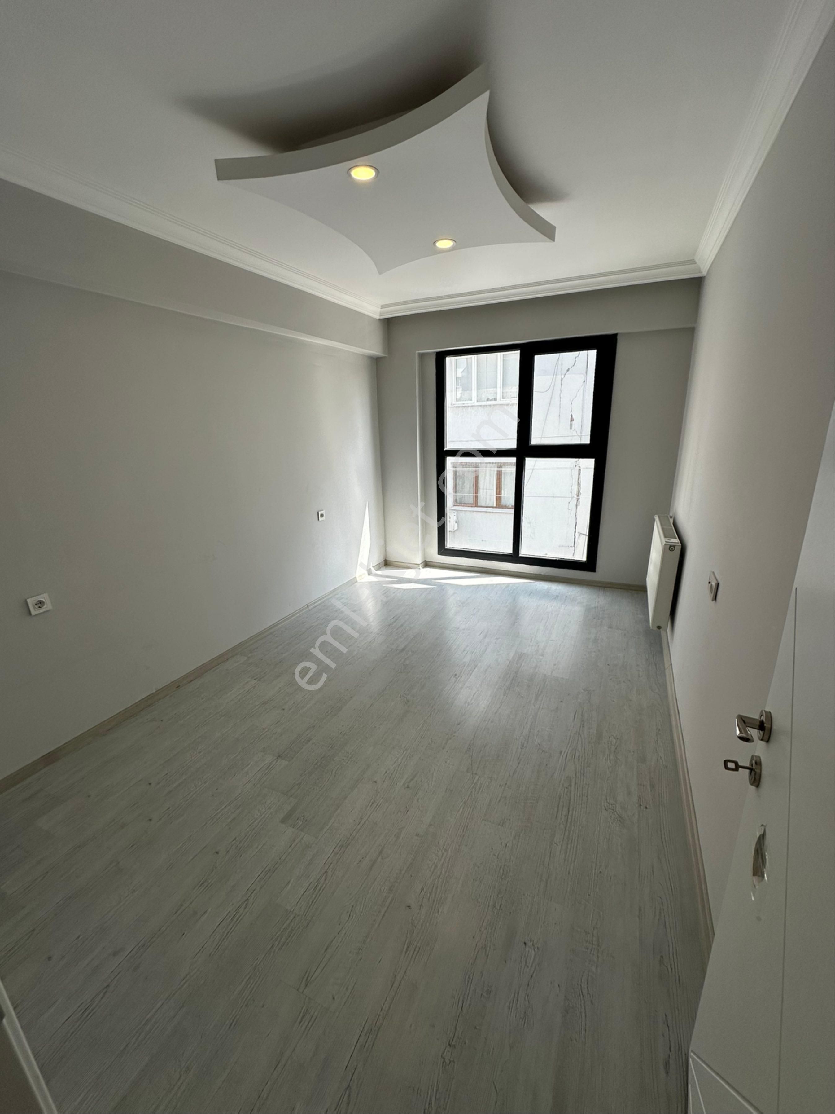 3+1, İzbana Yakın, Otoparklı, Cadde Üzerinde - Görsel 7