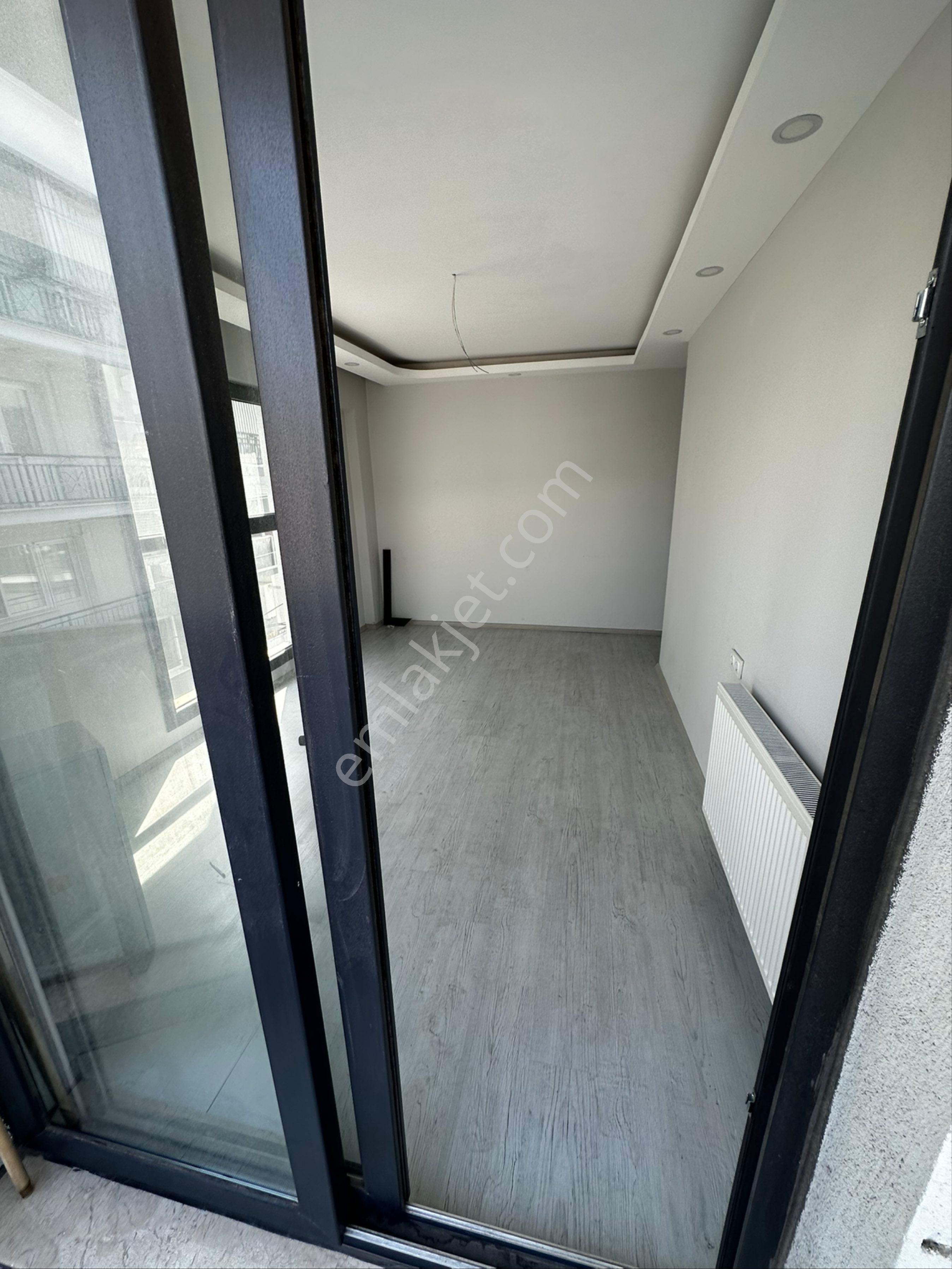 3+1, İzbana Yakın, Otoparklı, Cadde Üzerinde - Görsel 16