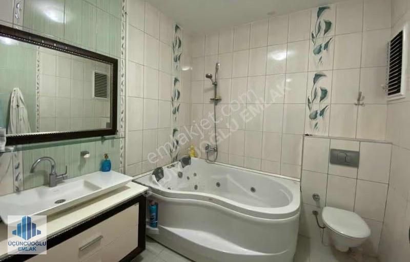 Güzelyalıda Satılık Dubleks 230 M2 Cadde Üstünde - Görsel 2