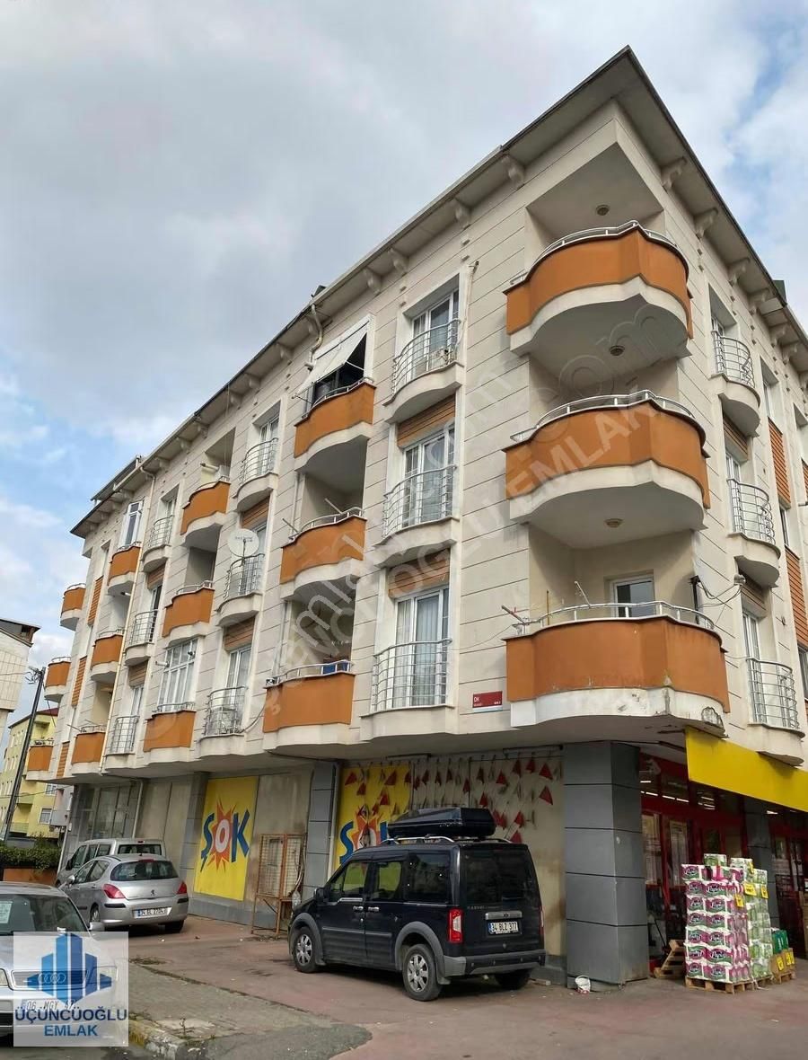 Güzelyalıda Satılık Dubleks 230 M2 Cadde Üstünde