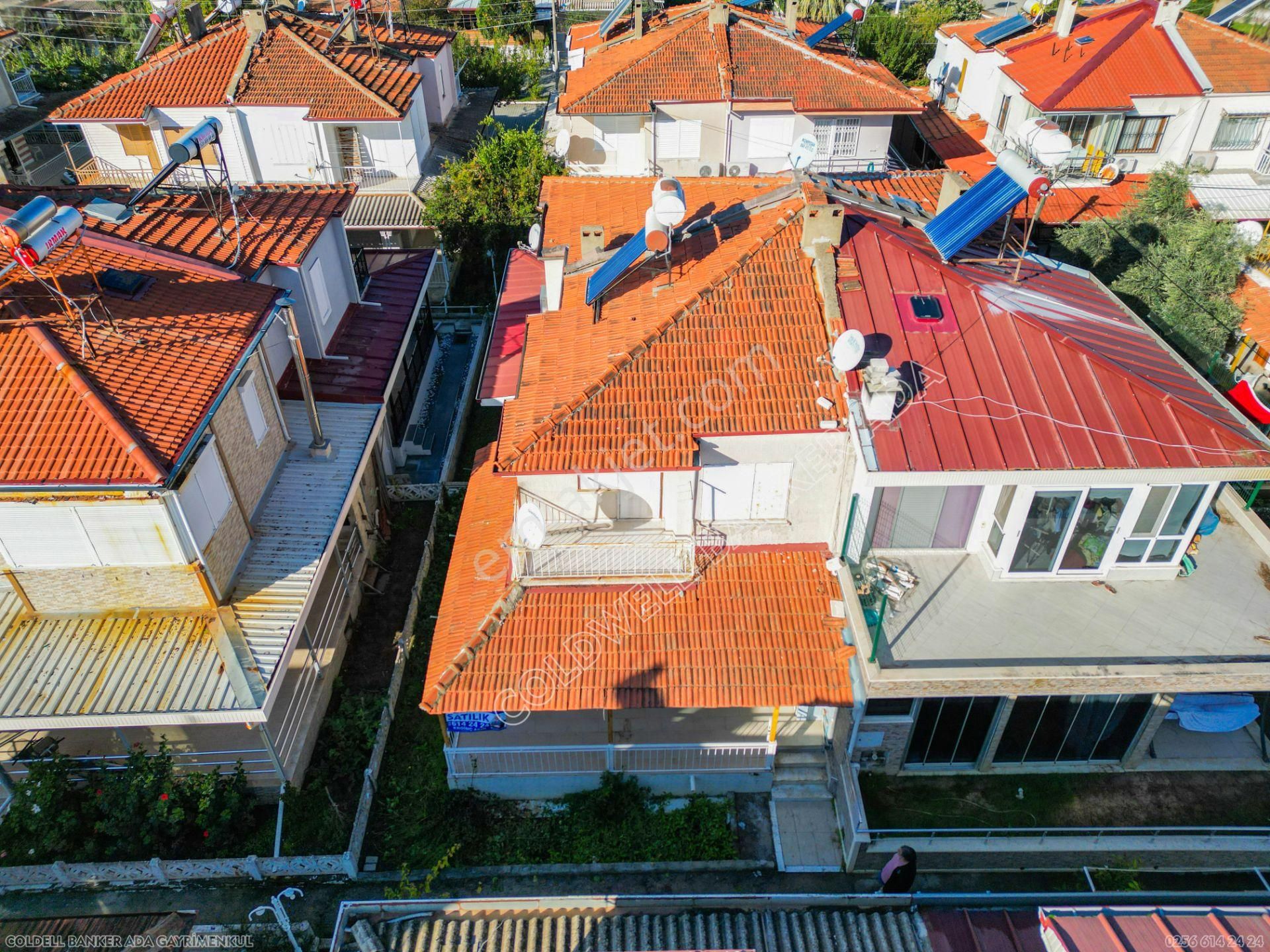 Kuşadası Sahil Siteleri Bölgesinde Denize Yürüme Mesafesinde 2+1 Villa - Görsel 30