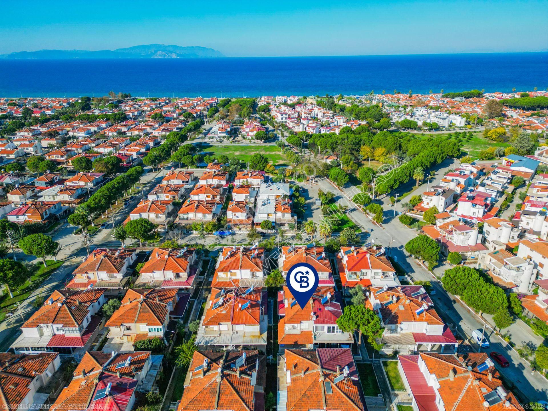 Kuşadası Sahil Siteleri Bölgesinde Denize Yürüme Mesafesinde 2+1 Villa - Görsel 2