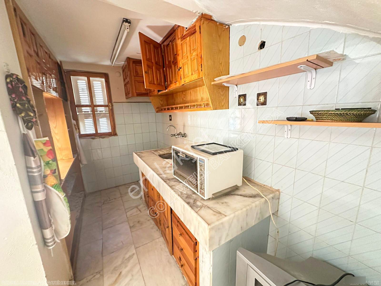 Kuşadası Sahil Siteleri Bölgesinde Denize Yürüme Mesafesinde 2+1 Villa - Görsel 19