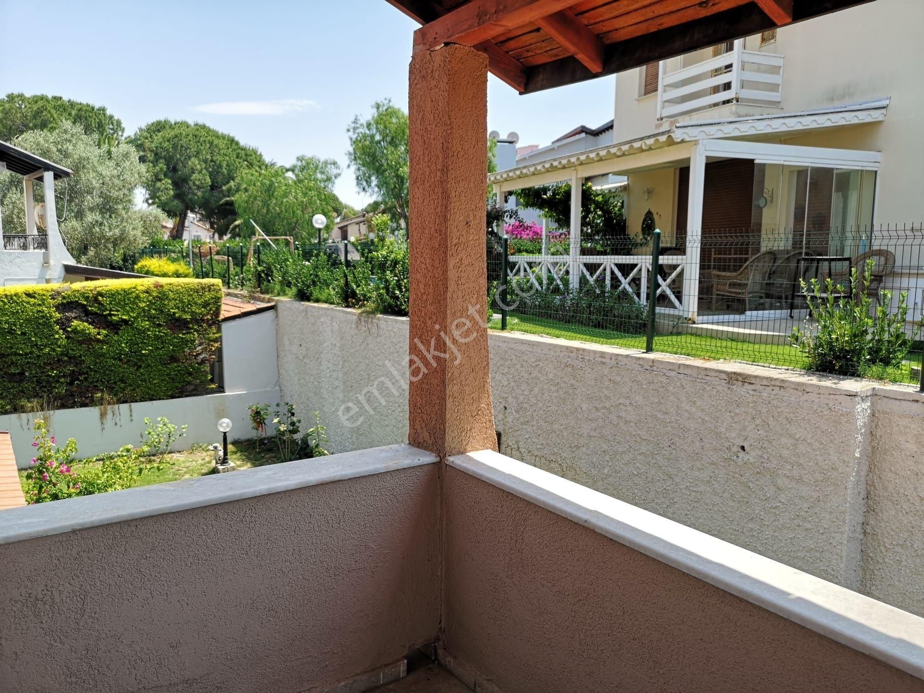 Çeşme Boyalık 5 Oda 2 Banyo Denize Plaja 200 M Sezonda Kiralık - Görsel 33