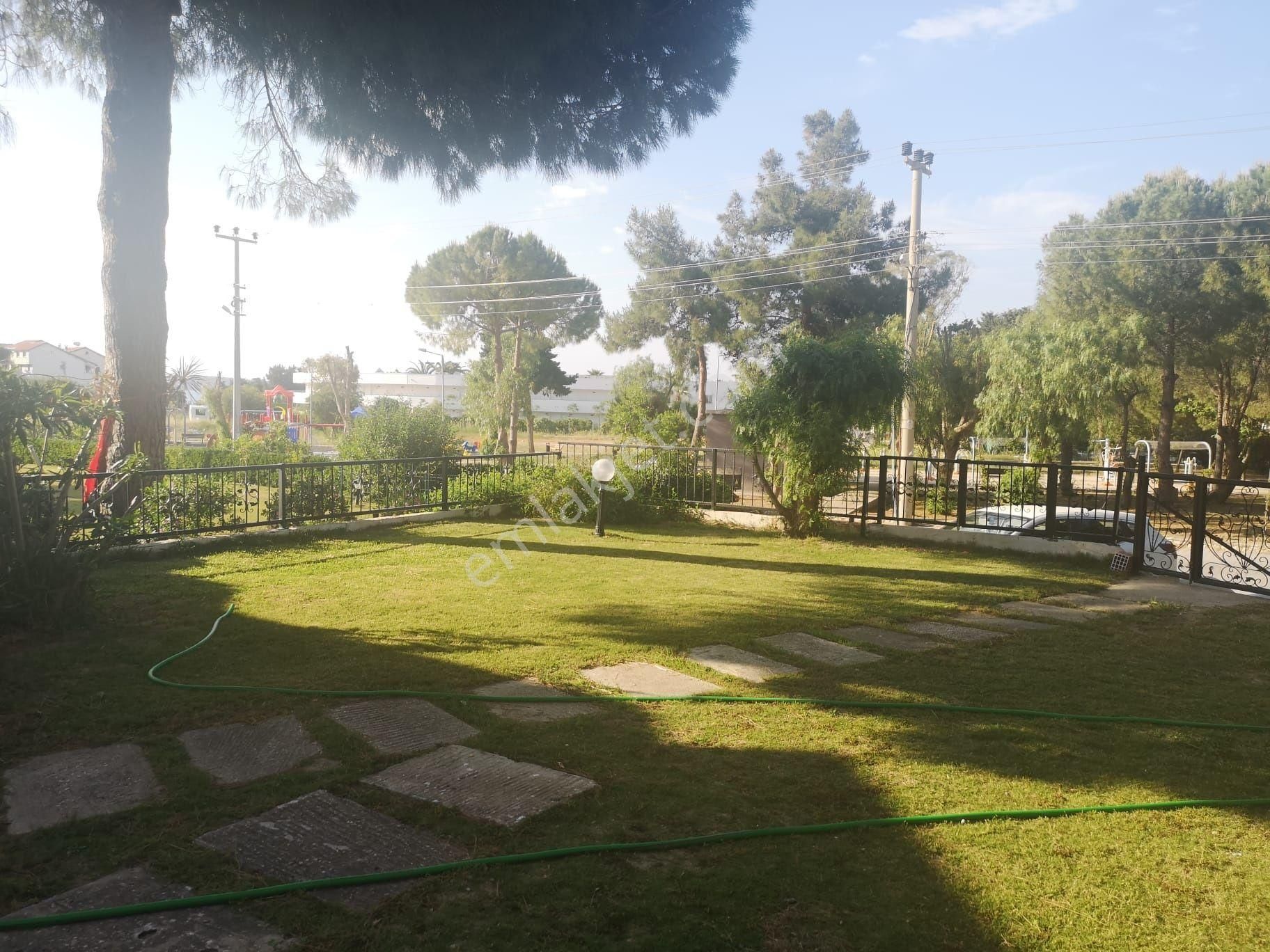 Çeşme Boyalık 5 Oda 2 Banyo Denize Plaja 200 M Sezonda Kiralık