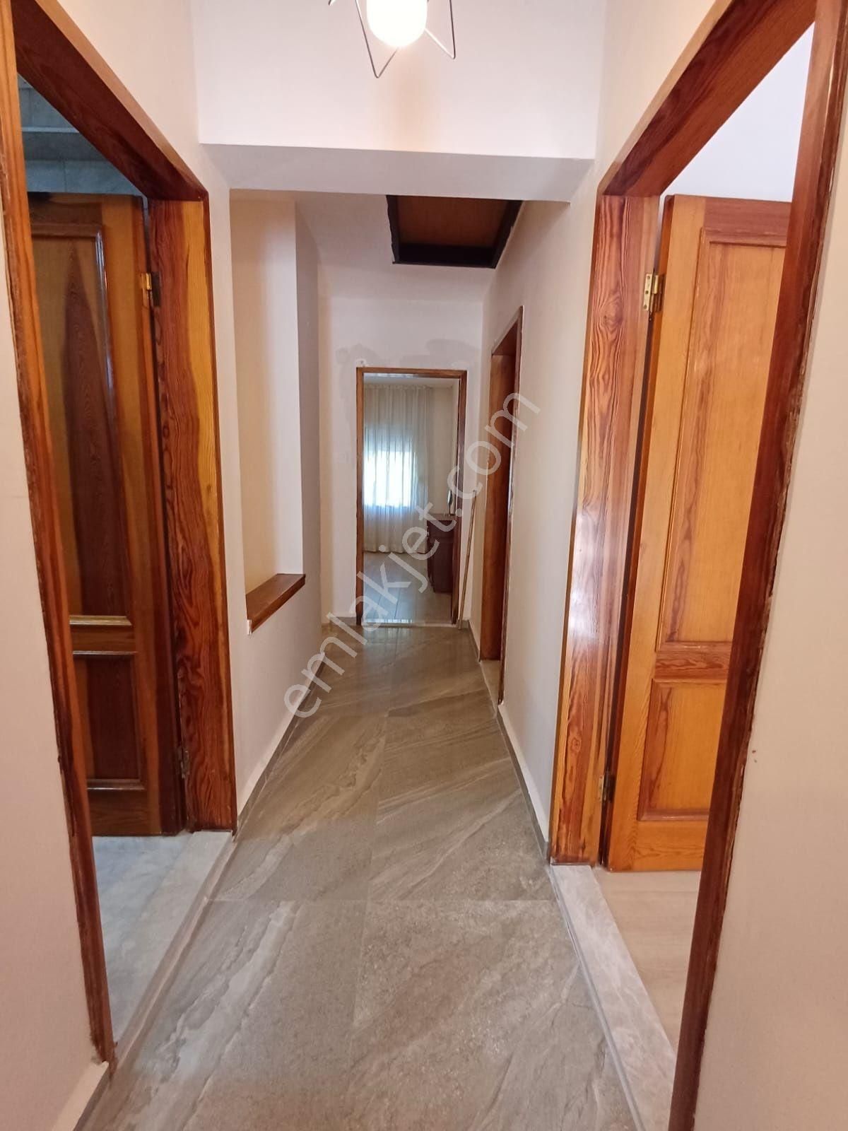Çeşme Boyalık 5 Oda 2 Banyo Denize Plaja 200 M Sezonda Kiralık - Görsel 21