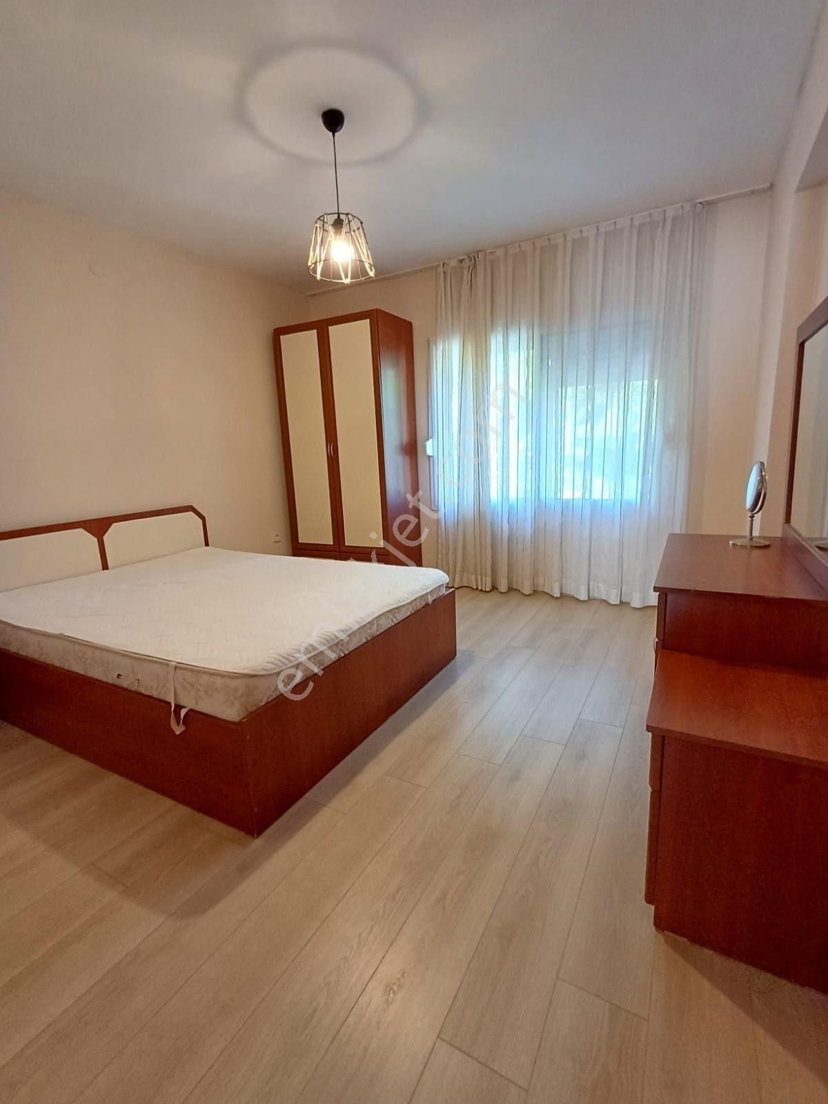 Çeşme Boyalık 5 Oda 2 Banyo Denize Plaja 200 M Sezonda Kiralık - Görsel 25