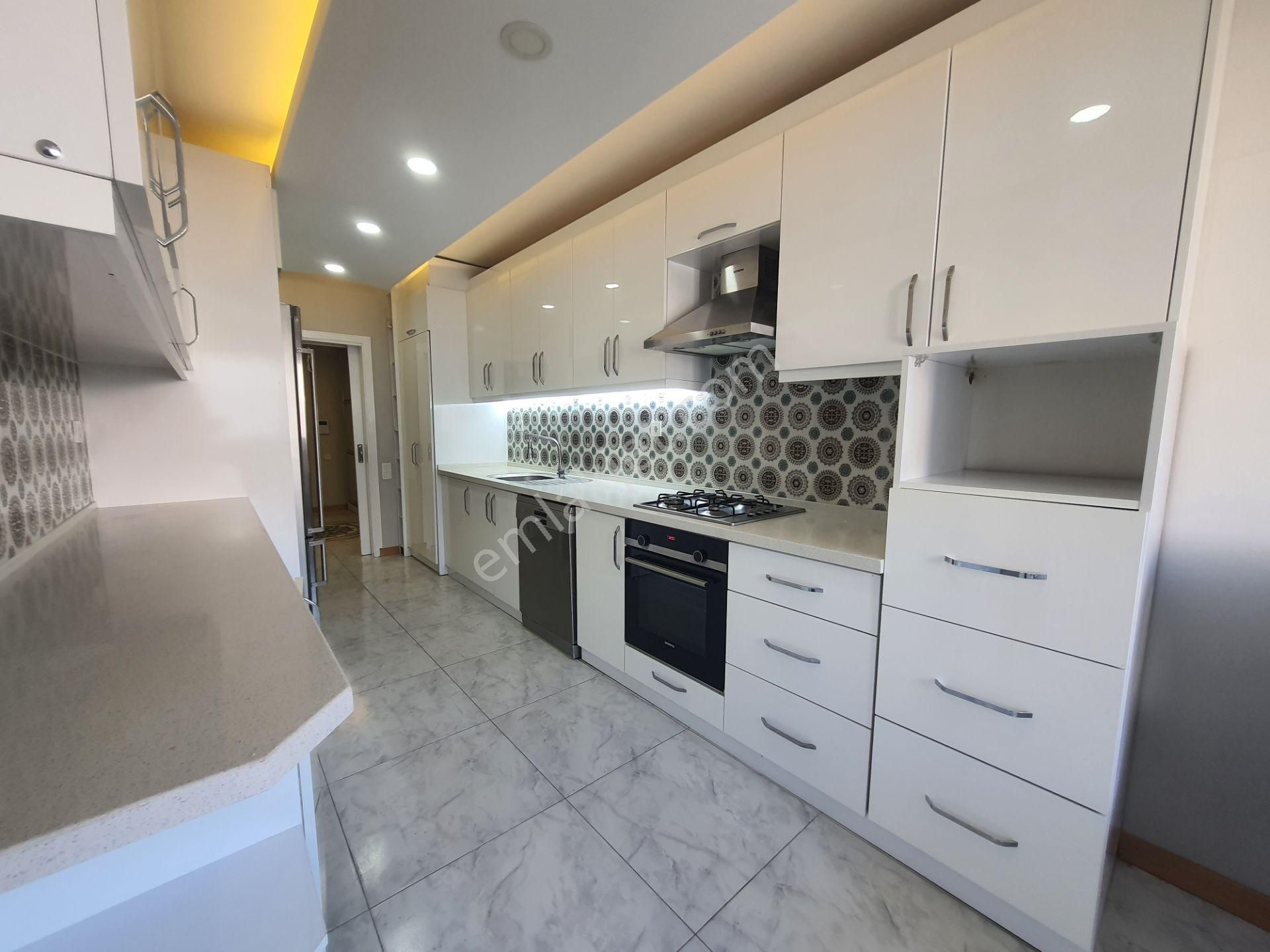 Mavişehir 1. Etap Pamukkale Deniz Manzaralı 4+1 Satılık Daire - Görsel 17