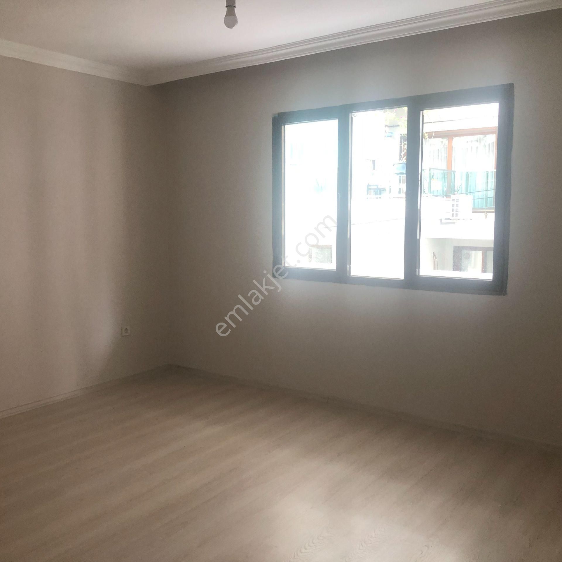 Karşıyaka Yalı Mahallesinde Kiralık 2+1 Ara Kat Daire - Görsel 2