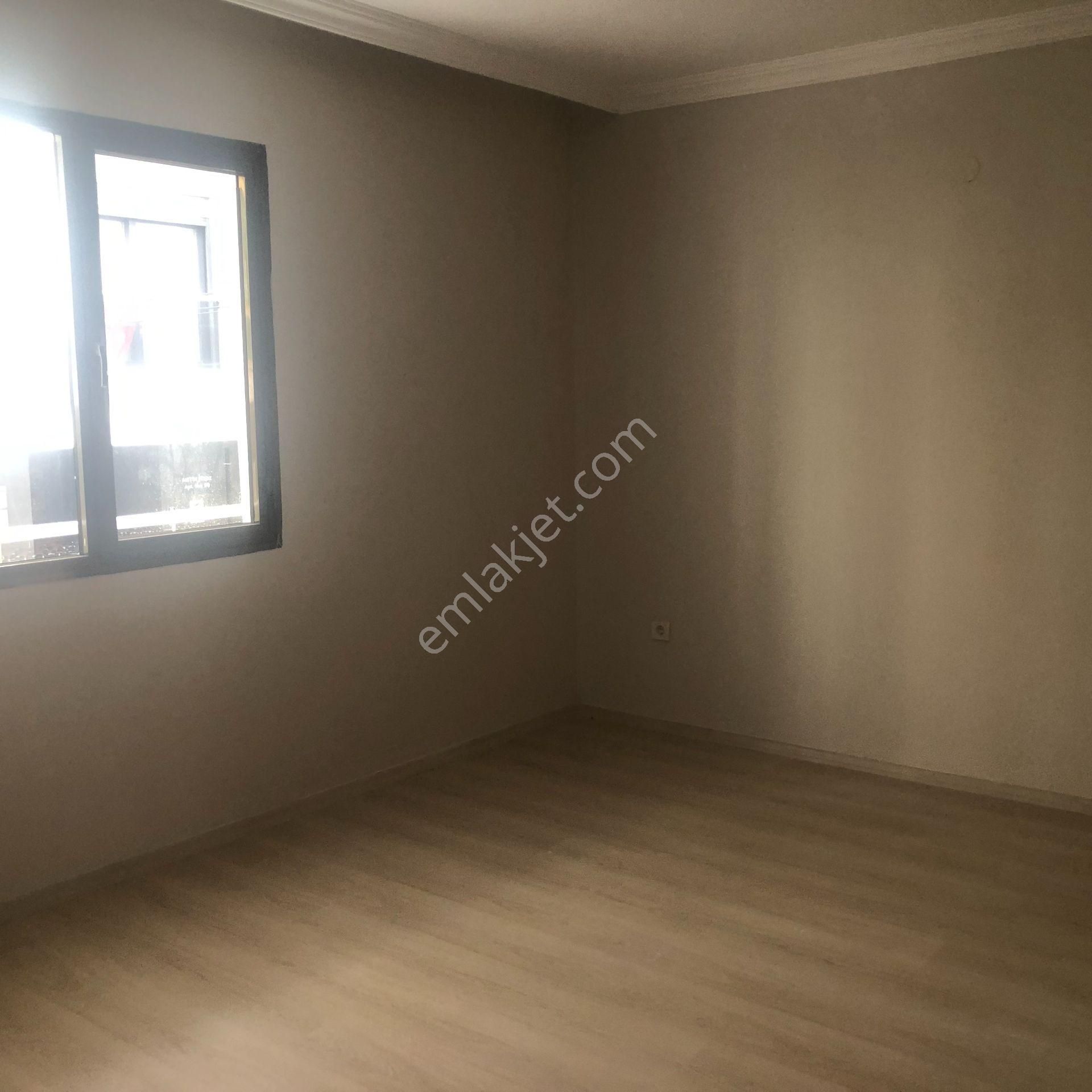 Karşıyaka Yalı Mahallesinde Kiralık 2+1 Ara Kat Daire - Görsel 8