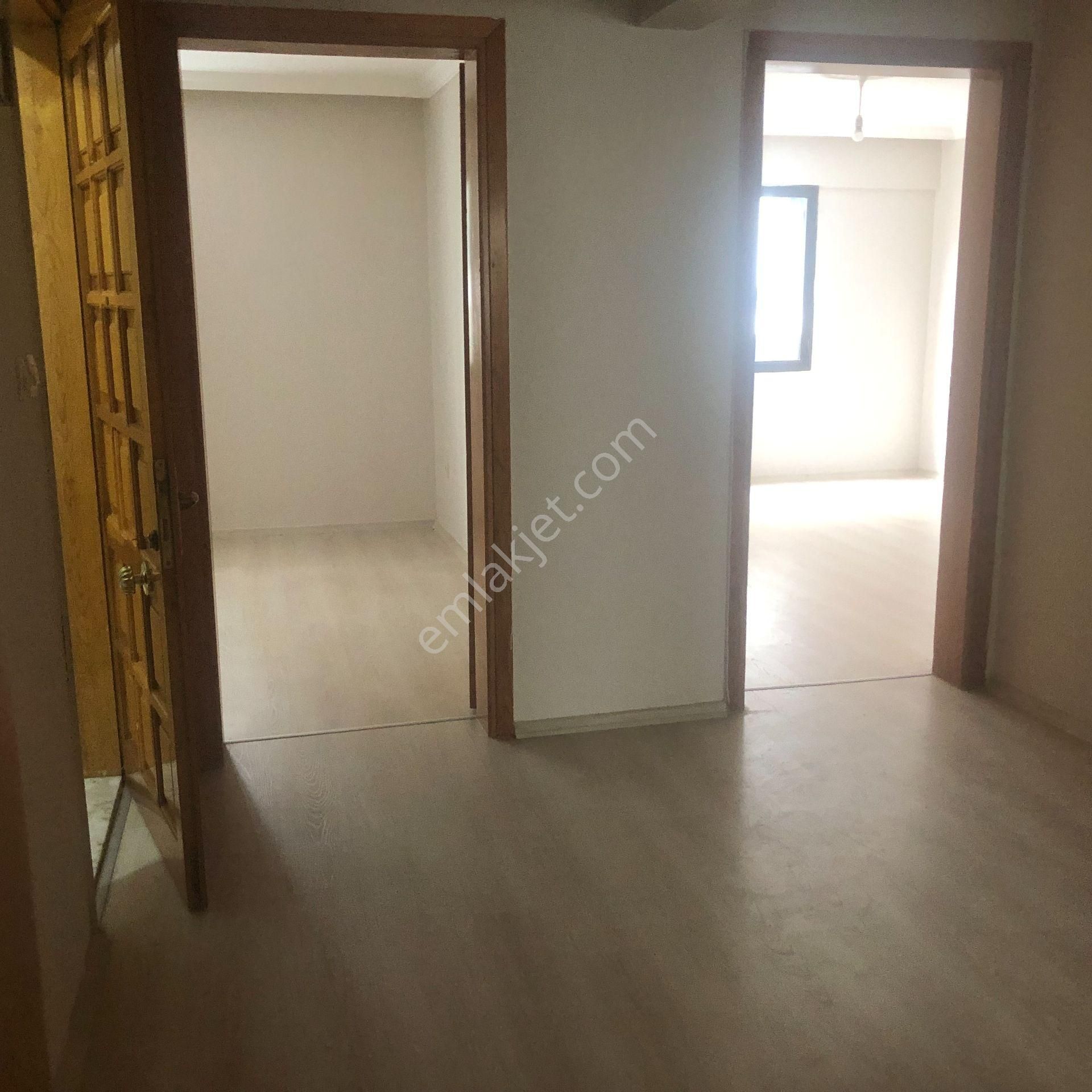 Karşıyaka Yalı Mahallesinde Kiralık 2+1 Ara Kat Daire - Görsel 33