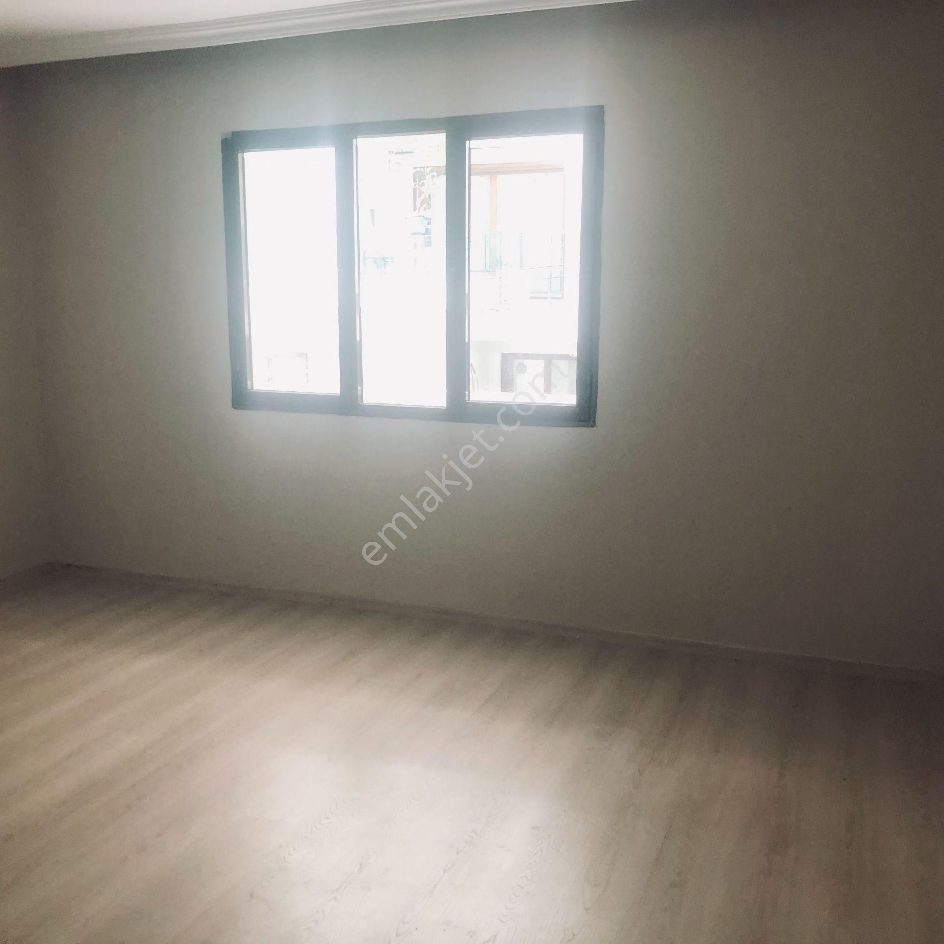 Karşıyaka Yalı Mahallesinde Kiralık 2+1 Ara Kat Daire - Görsel 15