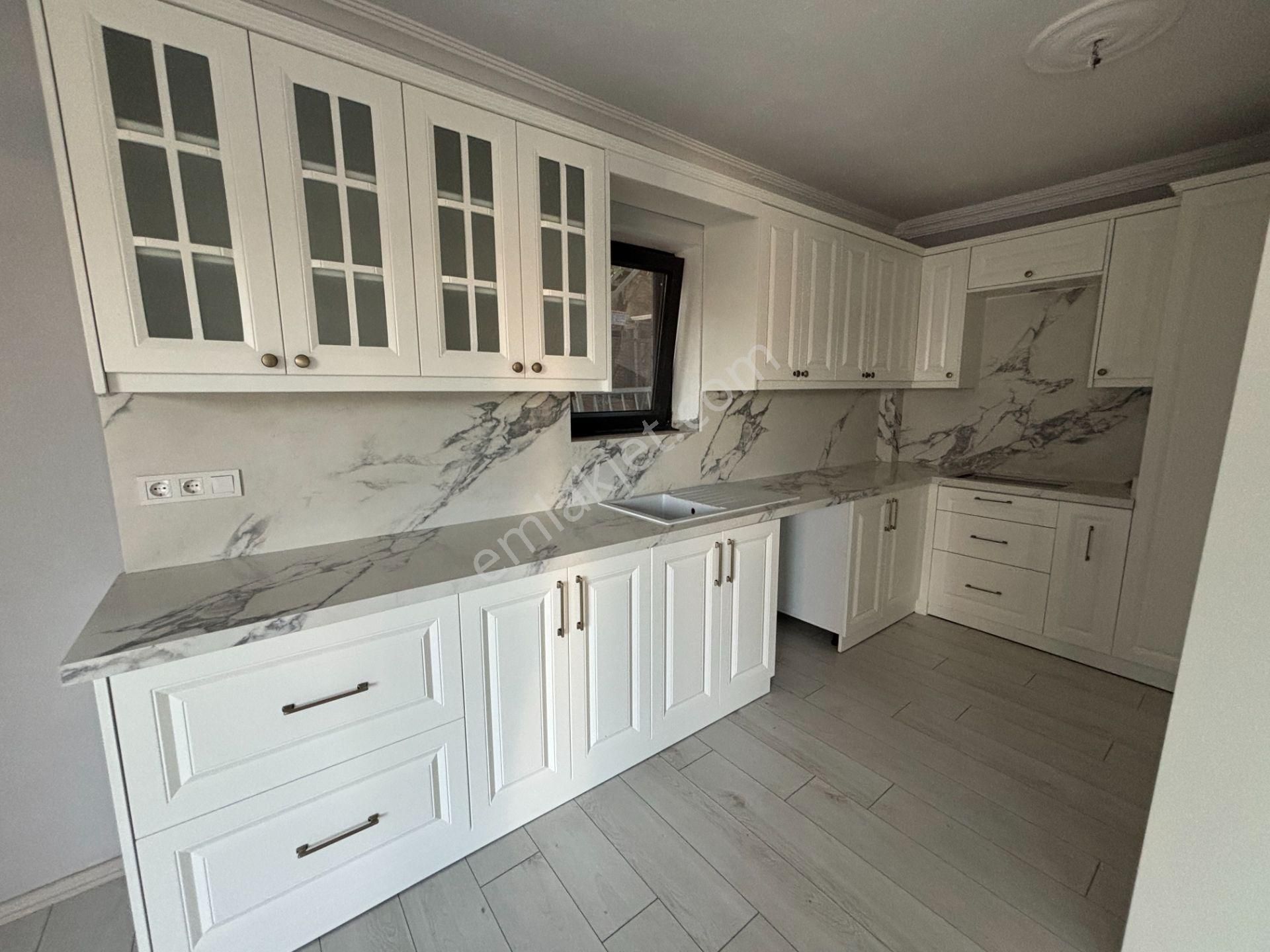 Bodrum-konacıkta Satılık Bahçe Katı, Bahçeli, Otoparklı Daire