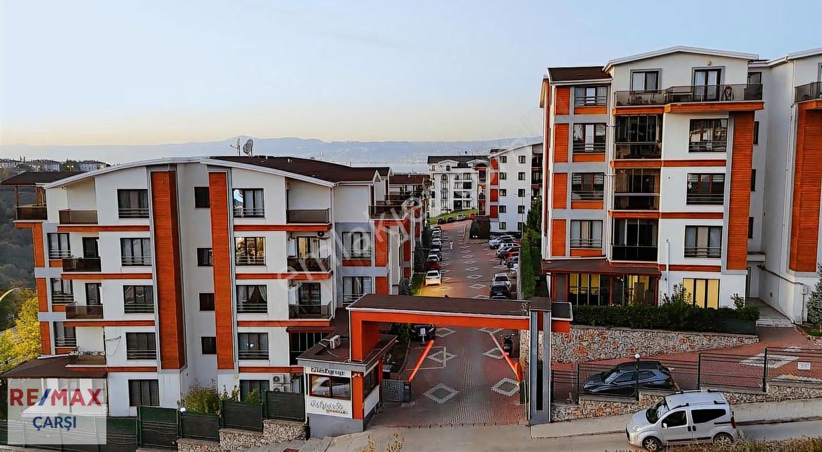 Başiskele Üstpark Yuvacık Sitesinde Kusursuz 4+1 Satılık Daire - Görsel 10