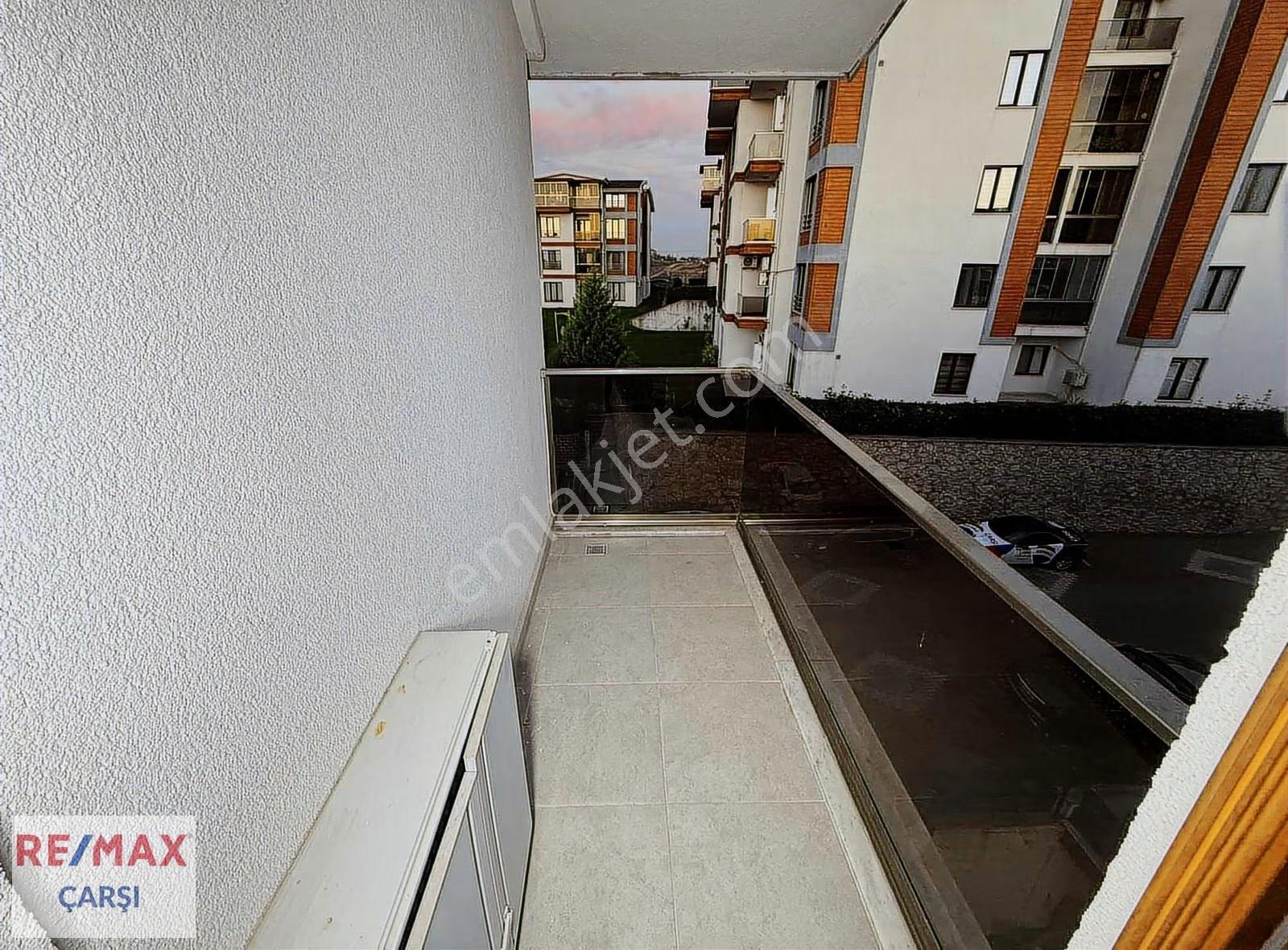 Başiskele Üstpark Yuvacık Sitesinde Kusursuz 4+1 Satılık Daire - Görsel 6