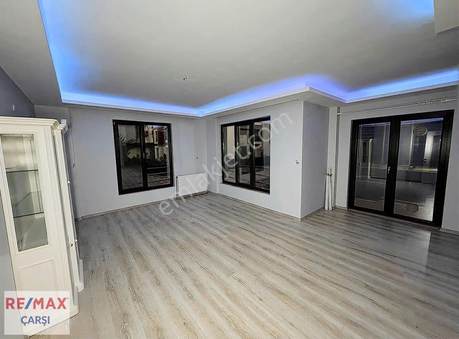 Başiskele Üstpark Yuvacık Sitesinde Kusursuz 4+1 Satılık Daire - Görsel 19