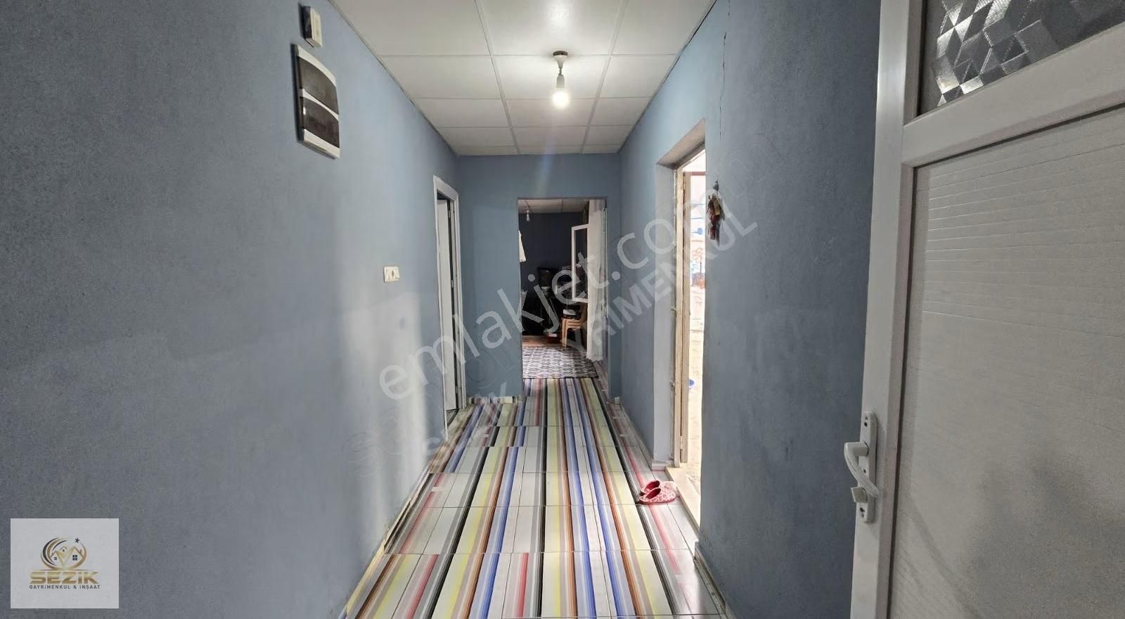 Acil Satılık 260 Mt2 Arsa İçinde Çok Uygun Tek Katlı Müstakil Ev - Görsel 3