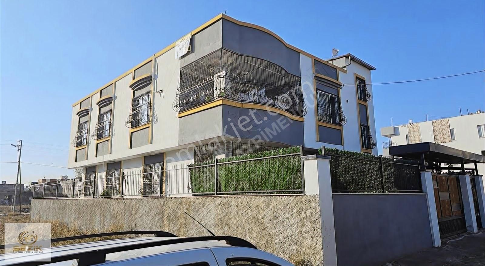 Uçakalanı Yeni Yerleşim'de Sıfır Ultralüx 2 Katlı Müstakil Ev