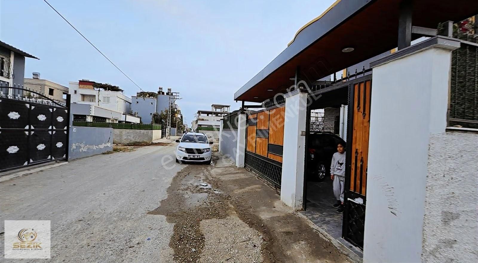 Uçakalanı Yeni Yerleşim'de Sıfır Ultralüx 2 Katlı Müstakil Ev - Görsel 15