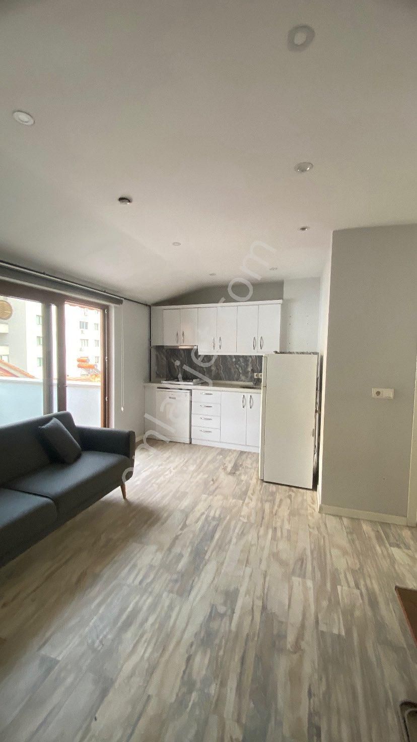 Satılık Apart Eşyalı 1 + 1 Doğalgazlı Üç Katlı Binanın Üçüncü Katı - Görsel 5