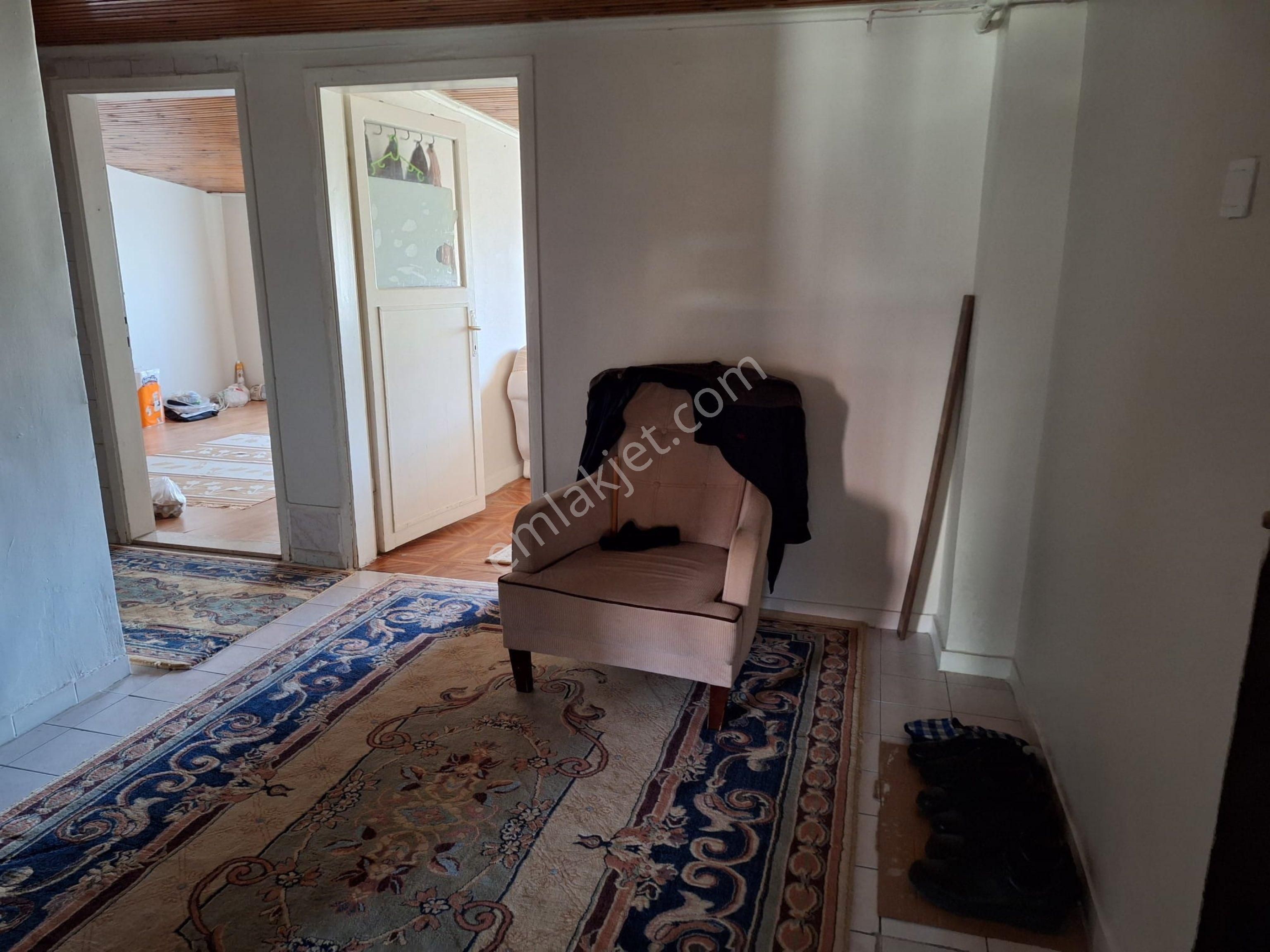 Sevgi Emlak’tan Satılık Çatı Katı 2+1 - Görsel 5