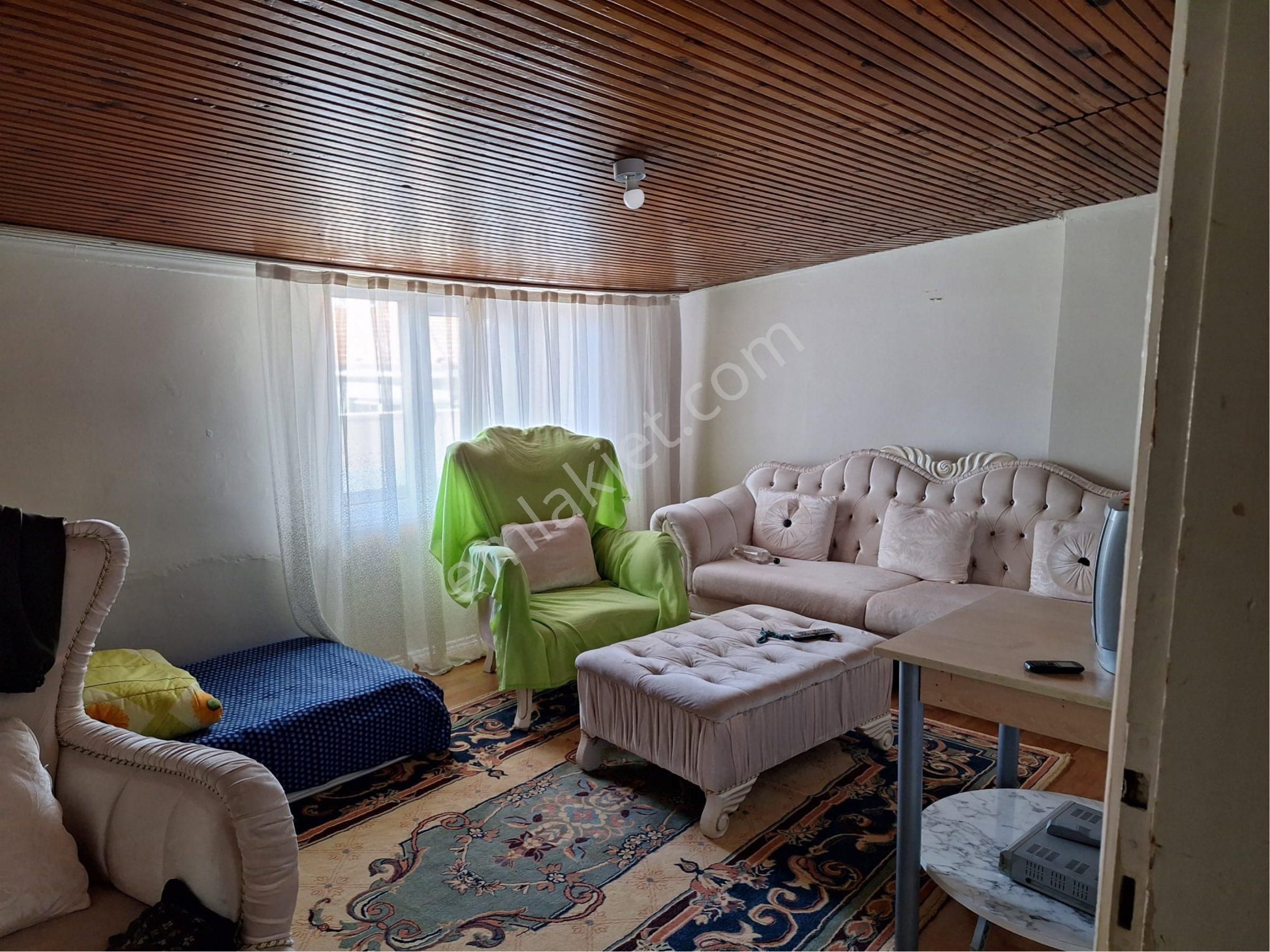 Sevgi Emlak’tan Satılık Çatı Katı 2+1 - Görsel 8