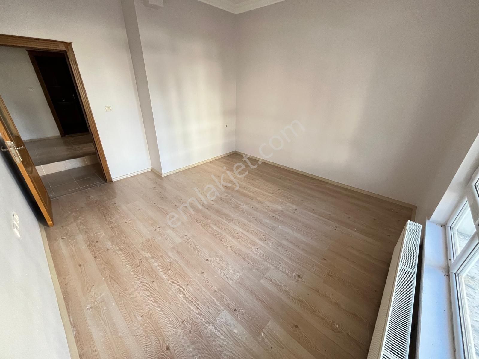 Karapürçek K.villa Yakın 2+1..yüksek.giriş.ön.cephe.kombili..kök.tapu.krefiye - Görsel 22