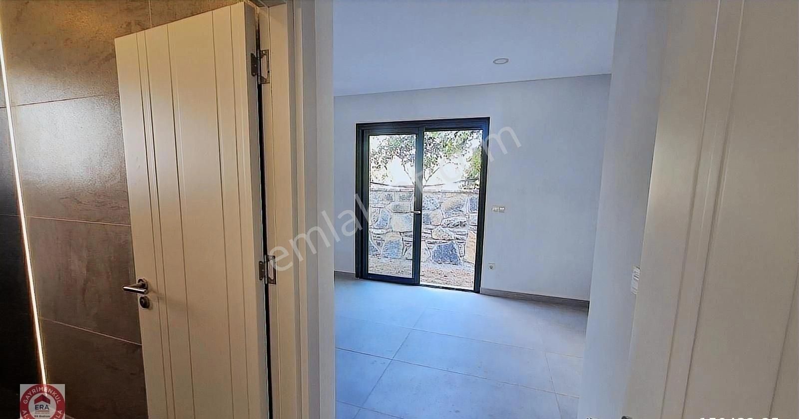 Turgutreis'de Yeni,geniş Bahçeli,3+1,denize Düz 2 Dakika Daire - Görsel 13