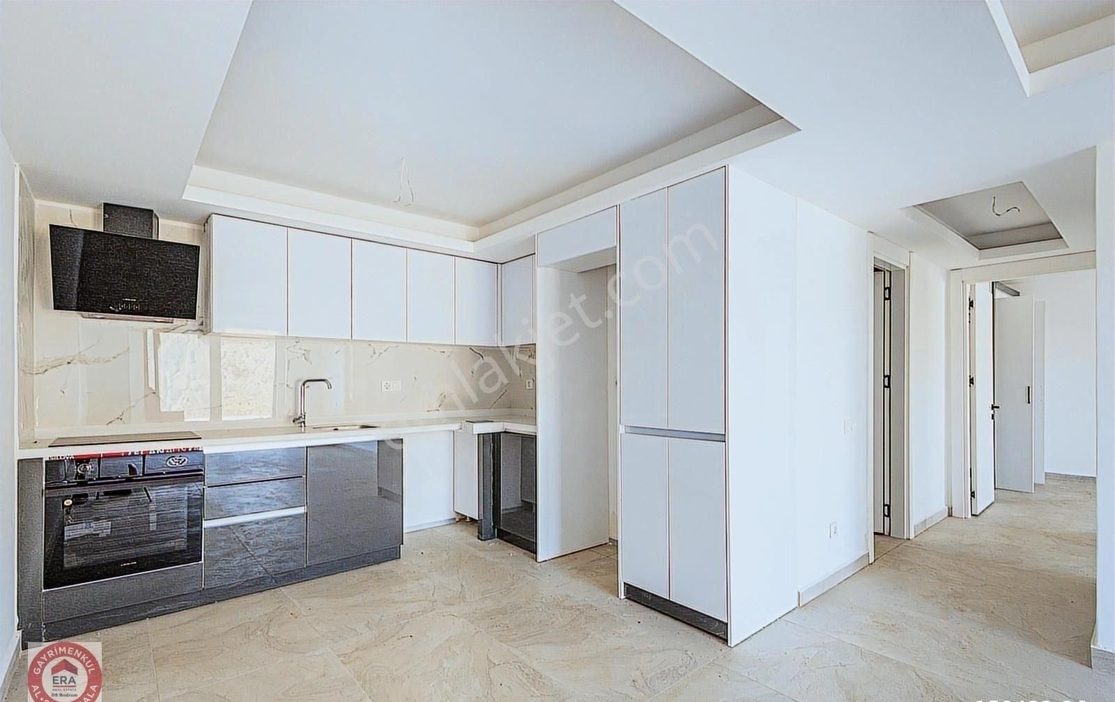 Adabükü'nde 2+1 Geniş Bahçeli, Plajlı, Yeni Site, Yeni Daire - Görsel 12