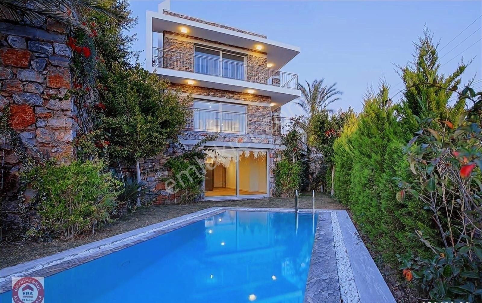 Bodrum Kalesi Ve Kos Manzaralı,lüks Konseptli,müstakil Villa