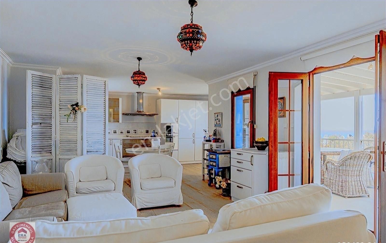 Bodrum'un En Prestijli Sitesi'nde 2 Plajlı,deniz Manzaralı Villa - Görsel 13