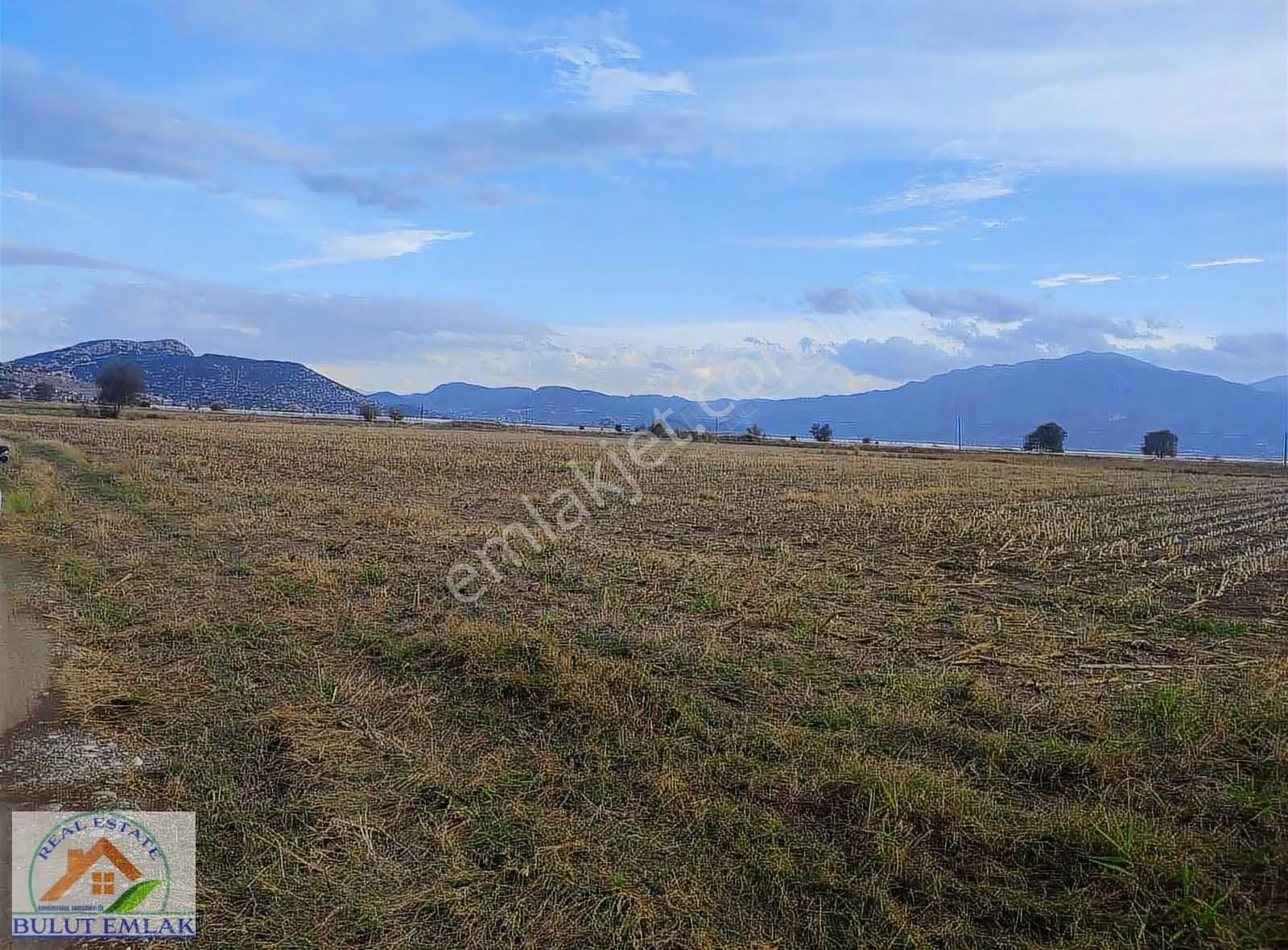 Bulut Emlak Burdur Gölhisarda 15 Dönüm Yatırımlık Satılık Tarla - Görsel 4
