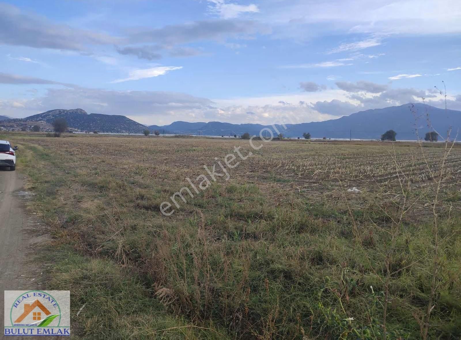 Bulut Emlak Burdur Gölhisarda 15 Dönüm Yatırımlık Satılık Tarla - Görsel 5